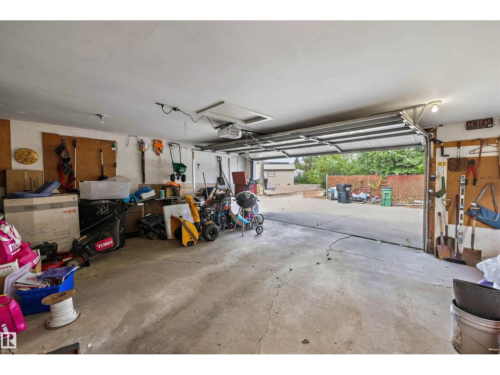 13304 73 ST NW