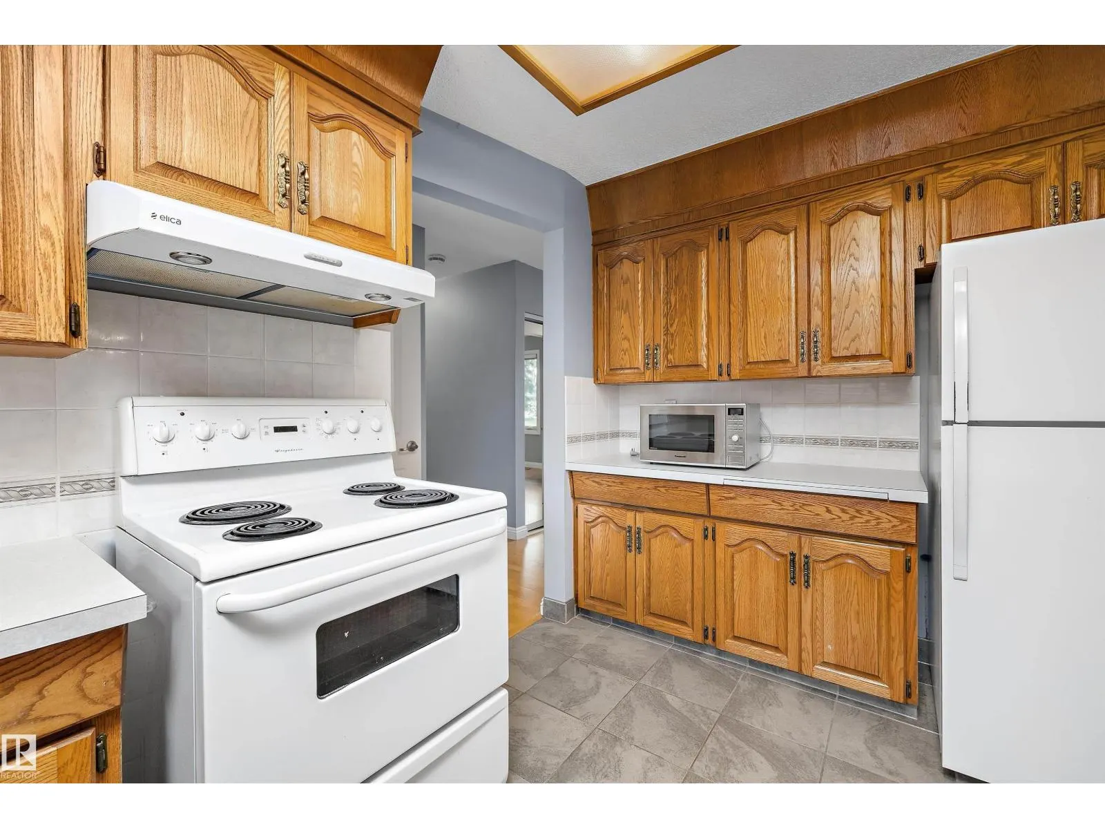 13304 73 ST NW