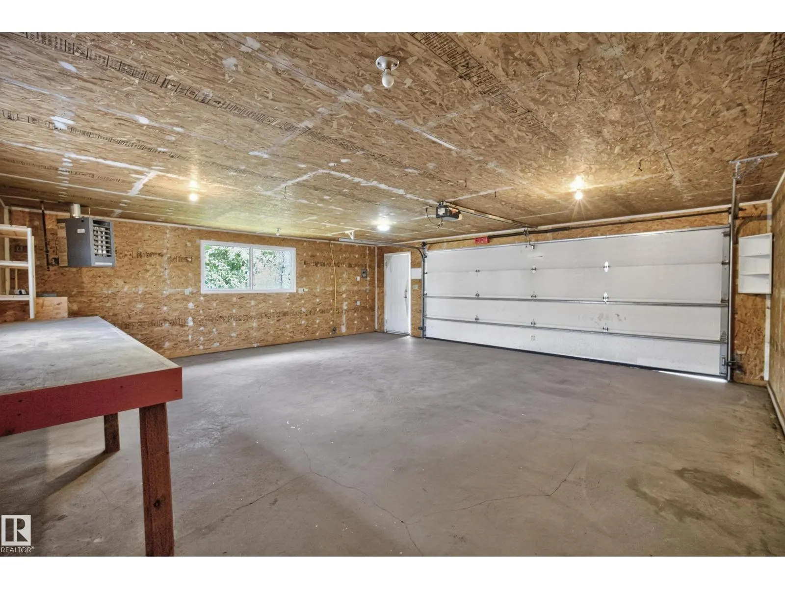 25 MILBURN CR