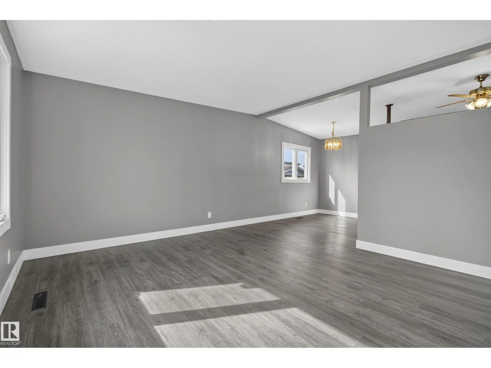 25 MILBURN CR