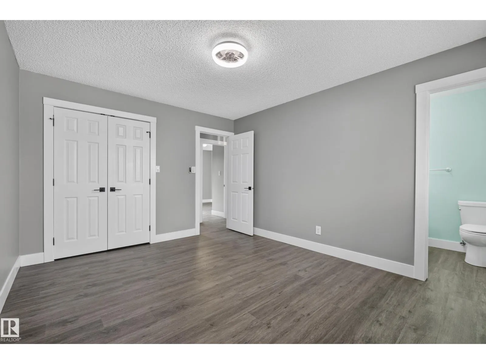25 MILBURN CR