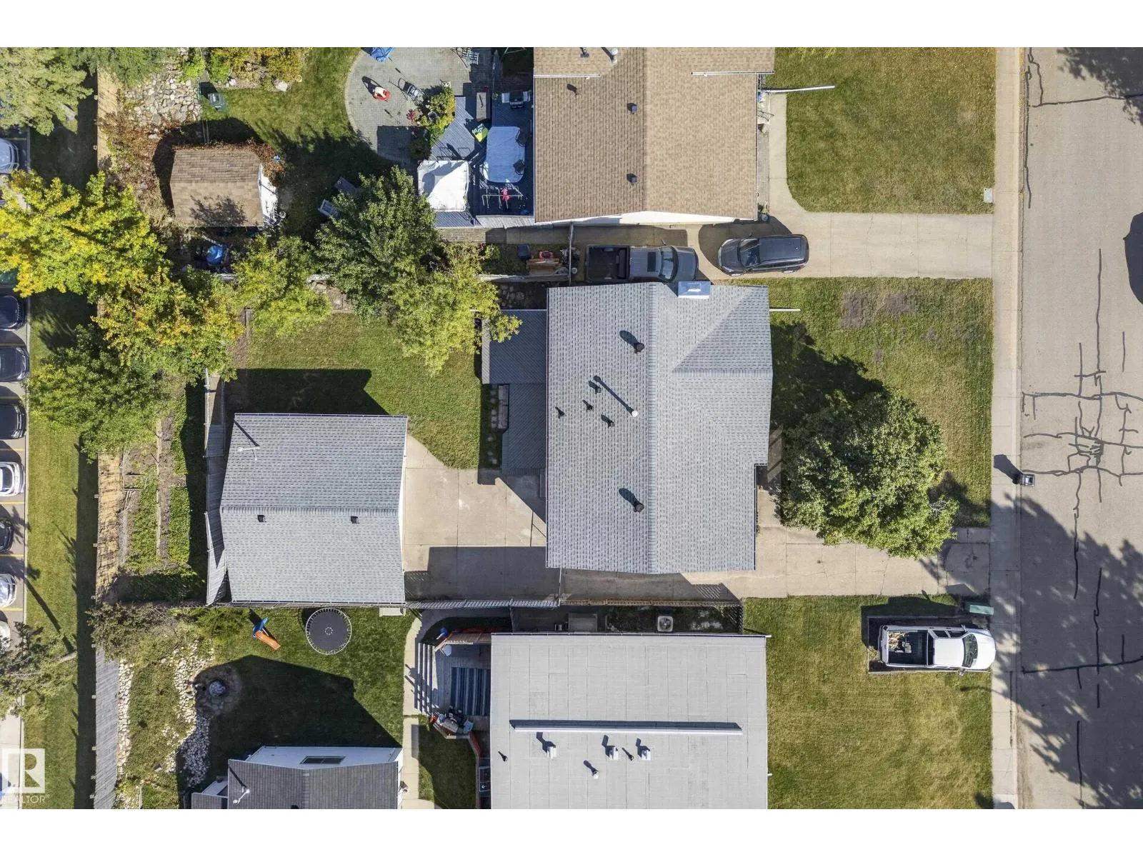 25 MILBURN CR