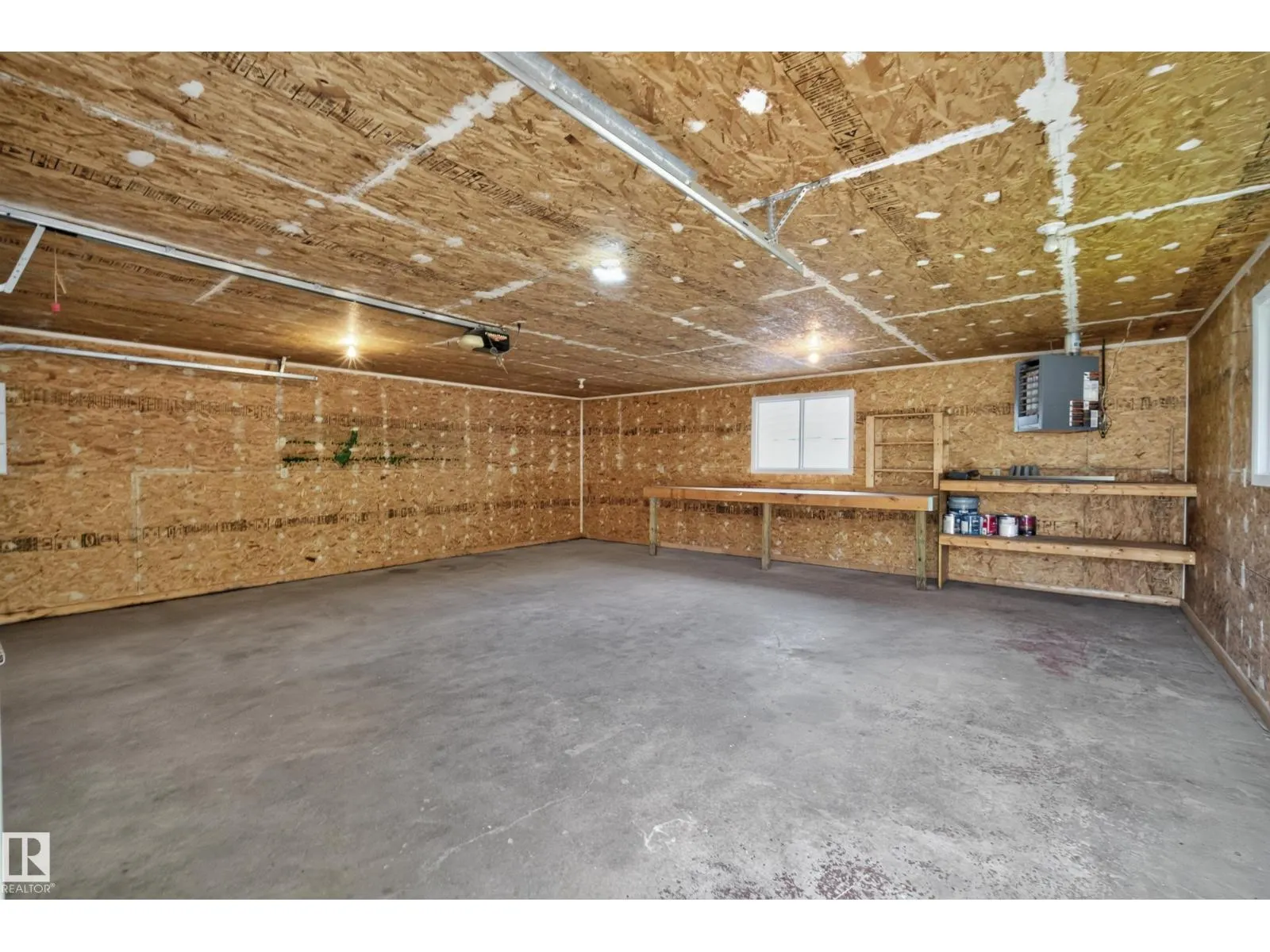 25 MILBURN CR