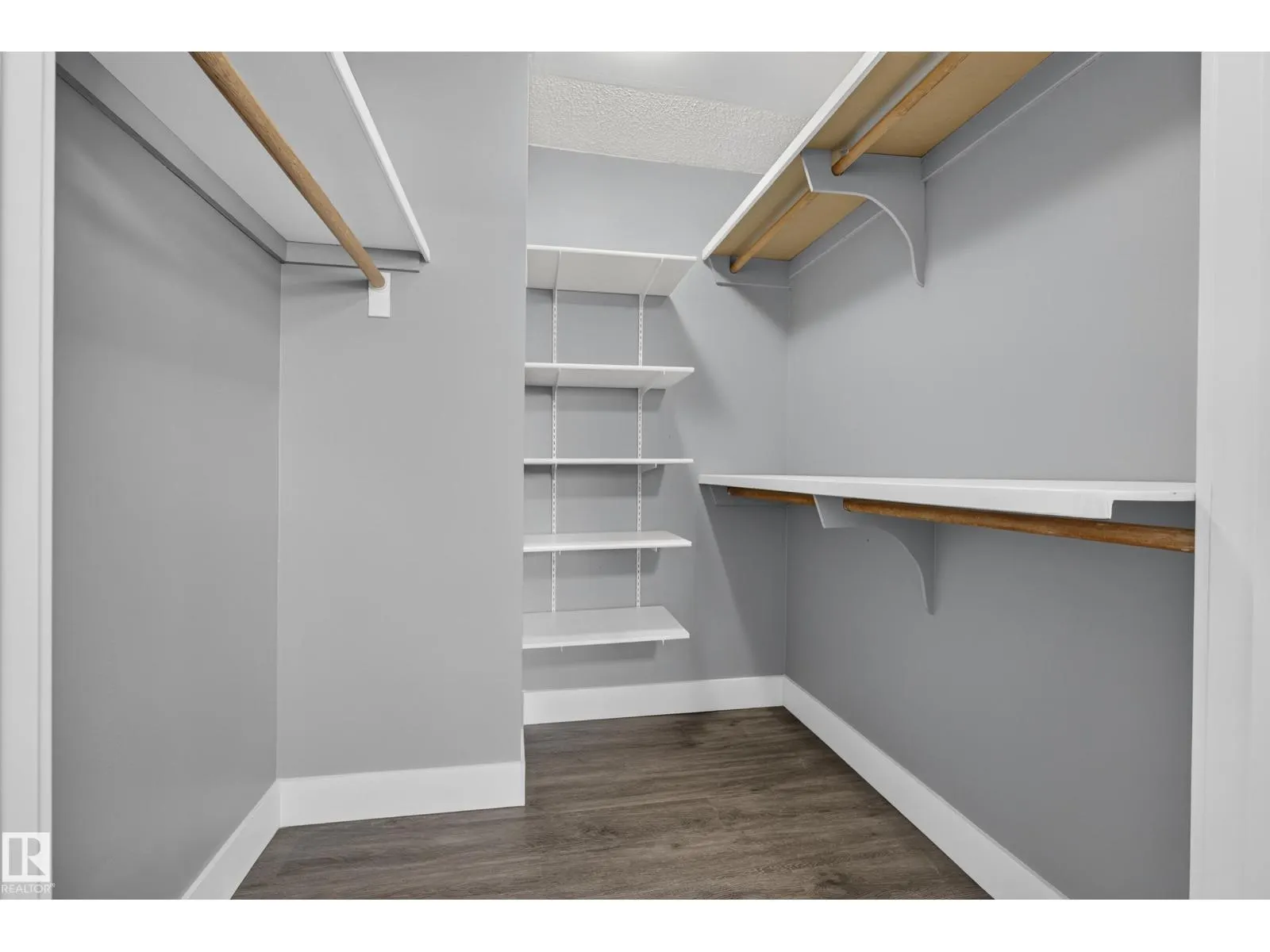 25 MILBURN CR
