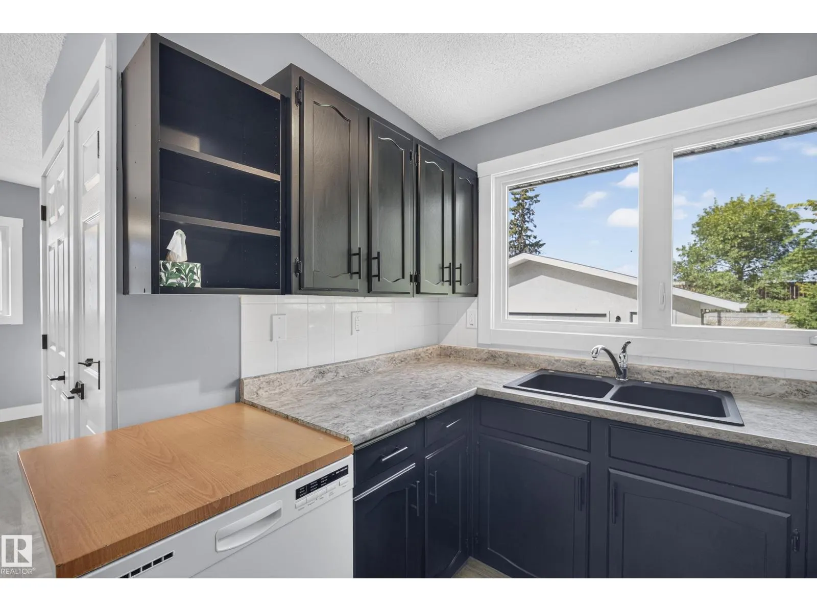 25 MILBURN CR