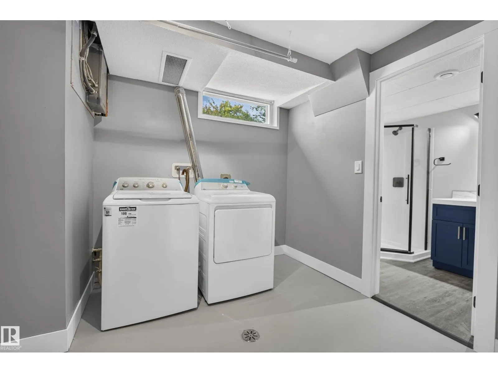 25 MILBURN CR