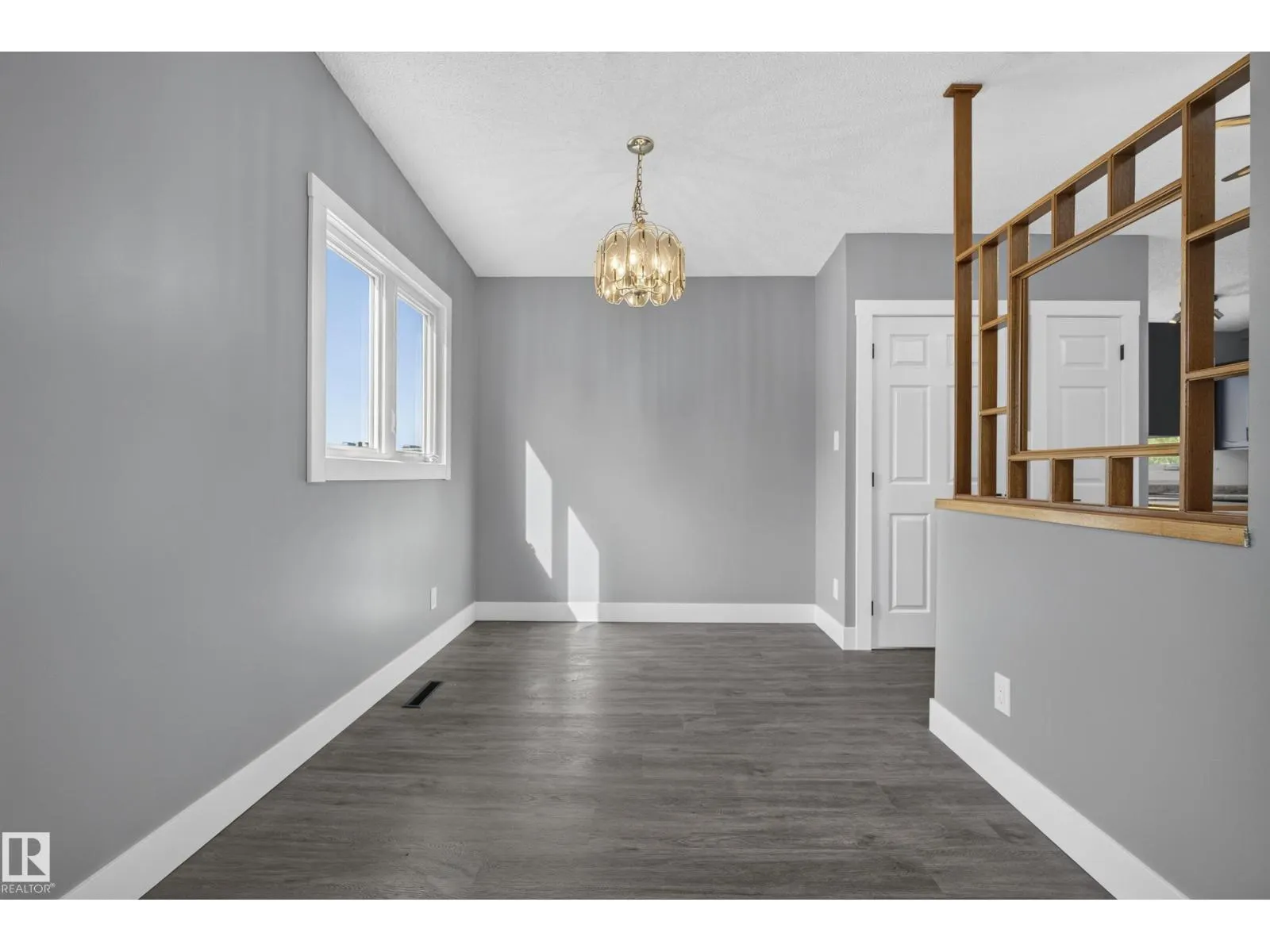 25 MILBURN CR