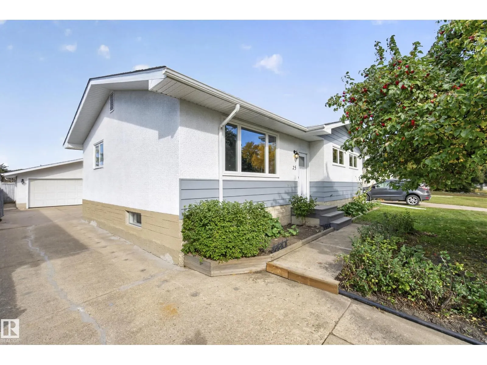 25 MILBURN CR