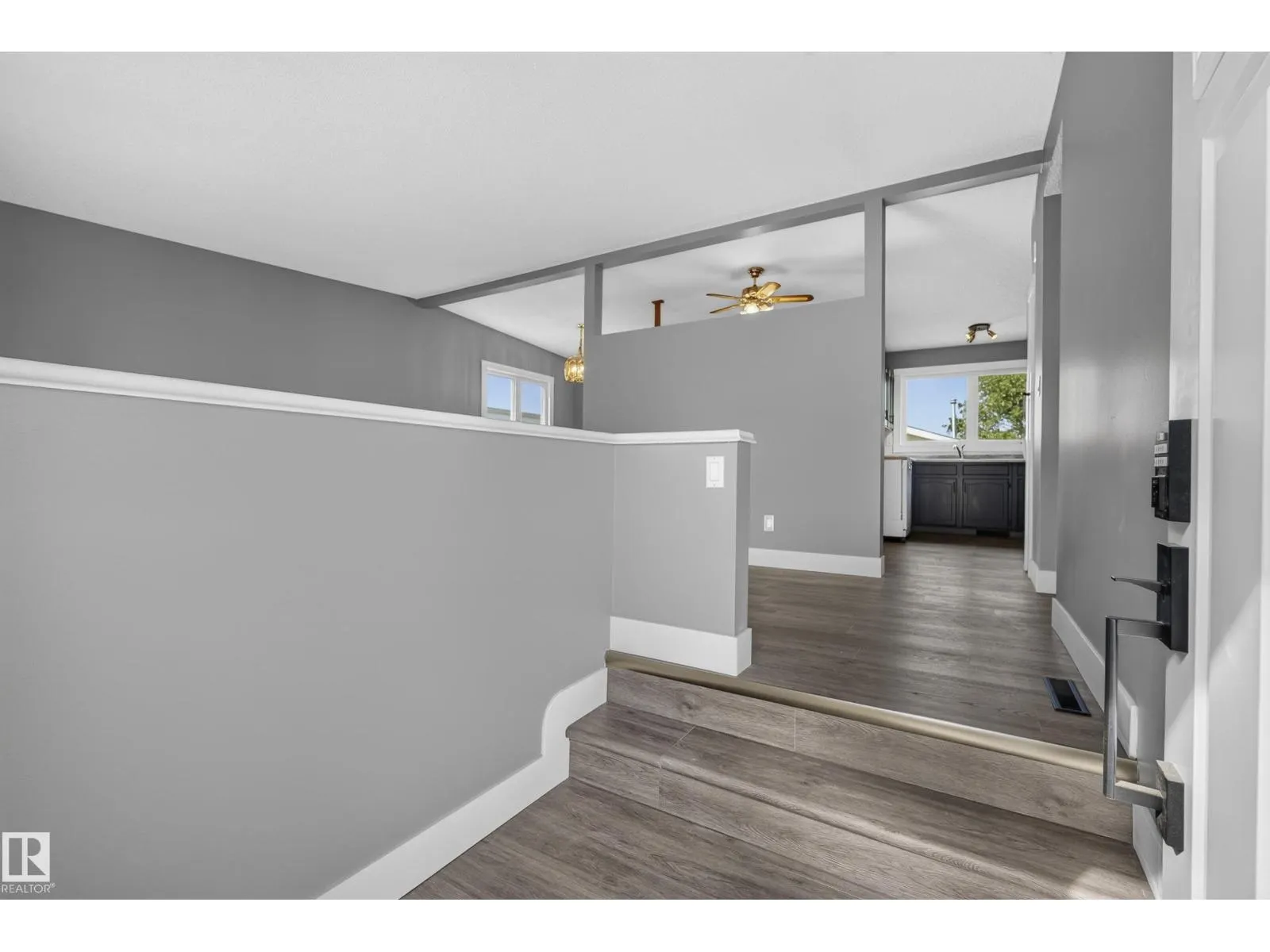25 MILBURN CR