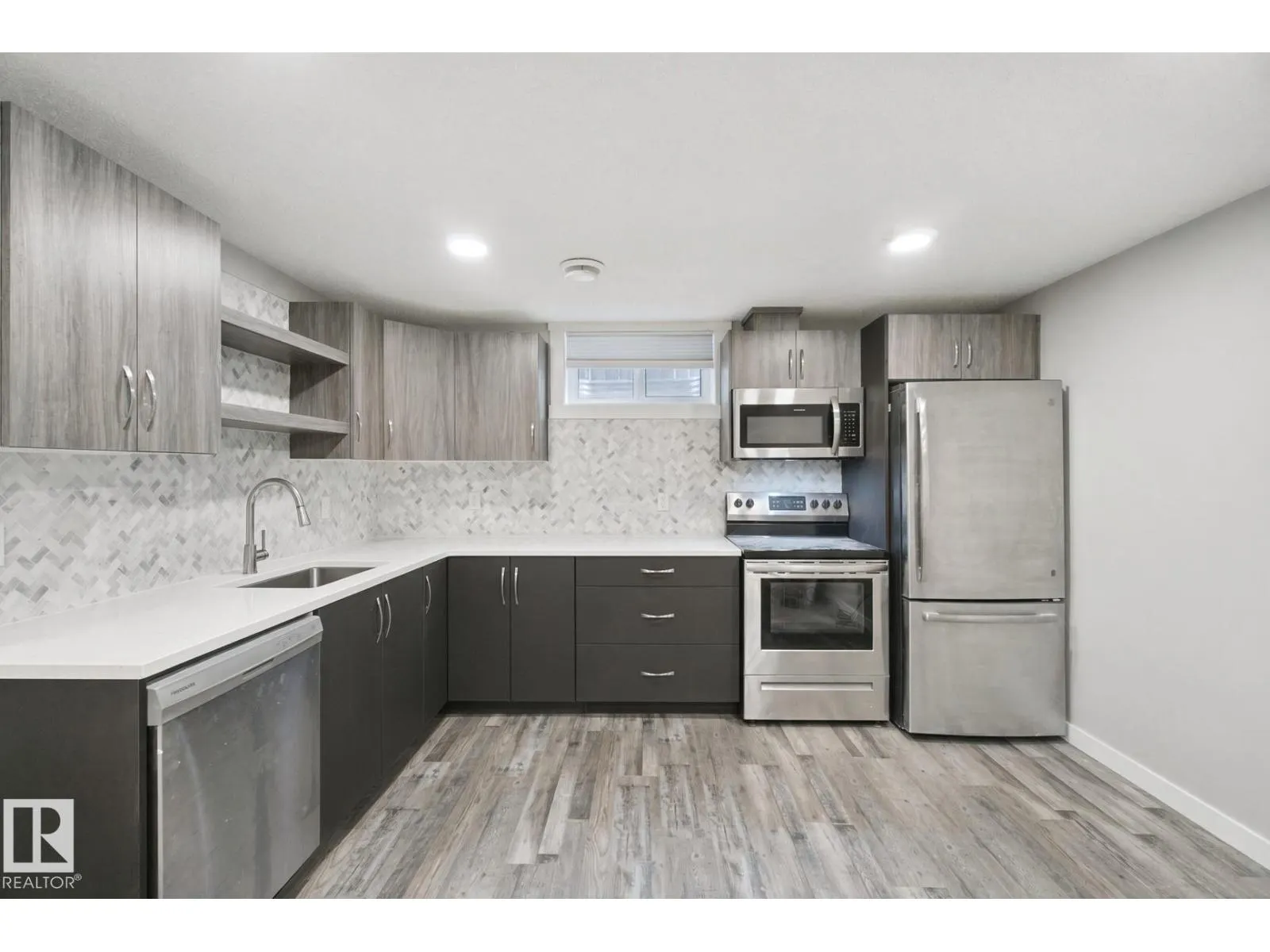 13212 73 ST NW