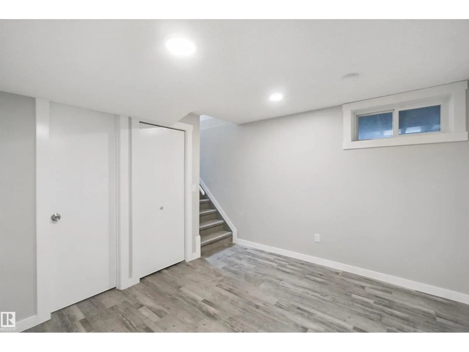 13212 73 ST NW