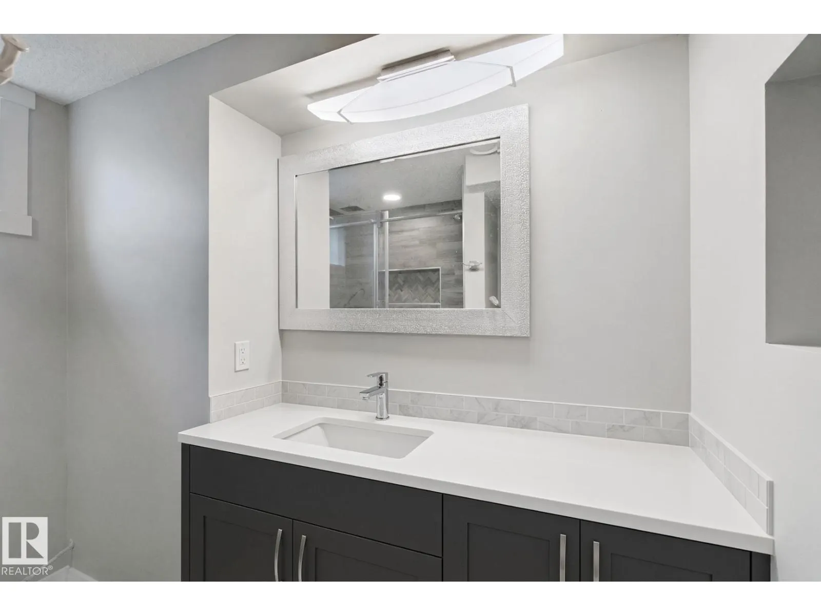 13212 73 ST NW