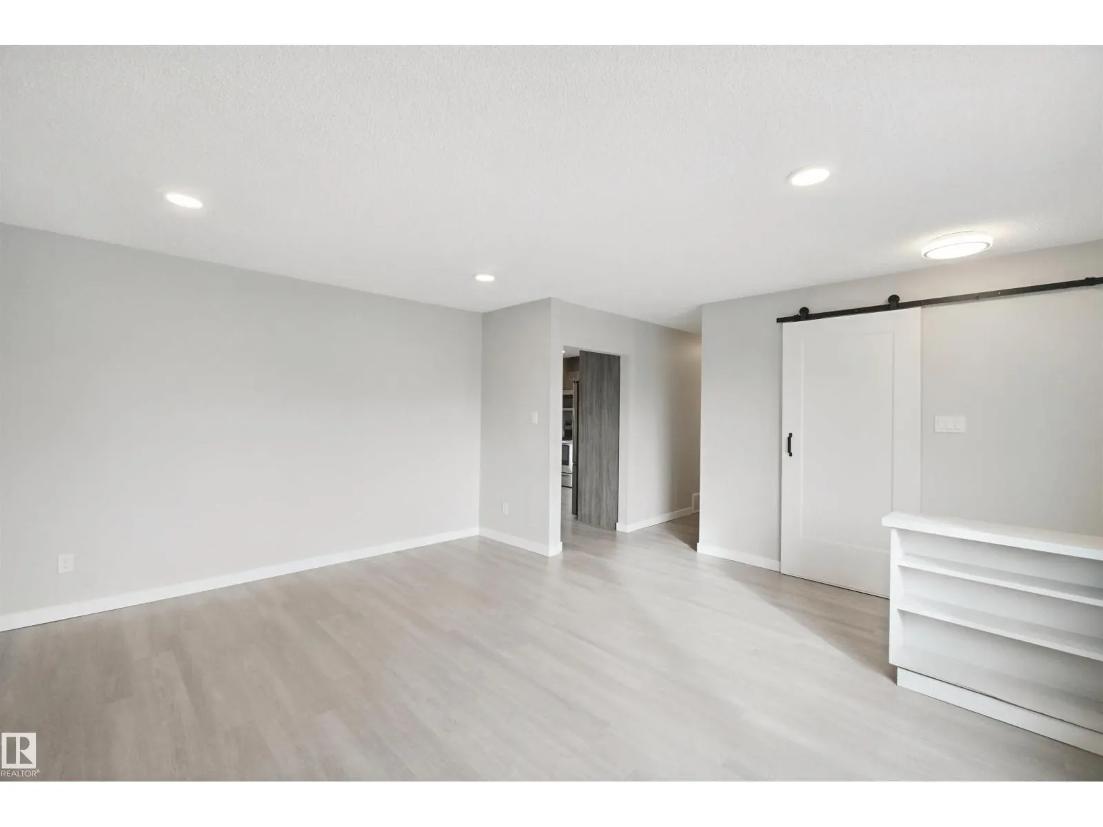 13212 73 ST NW