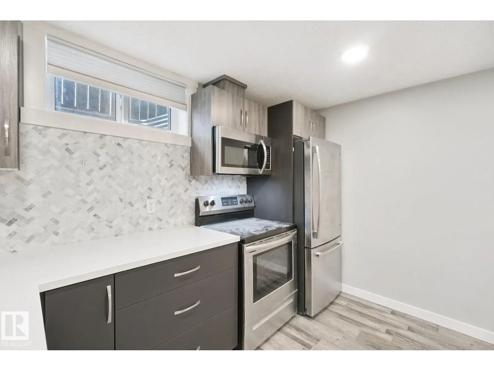 13212 73 ST NW