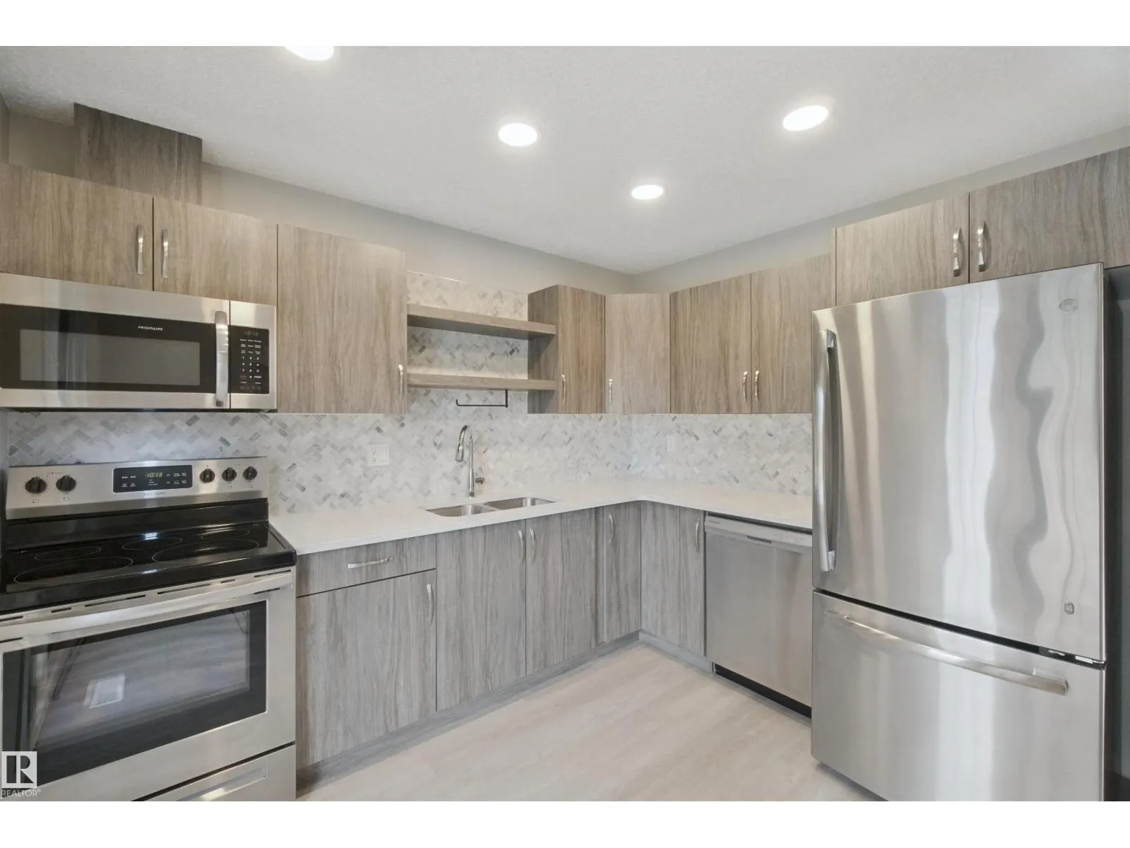 13212 73 ST NW