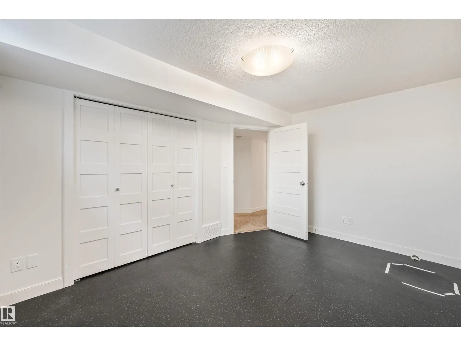 8212 148 ST NW NW