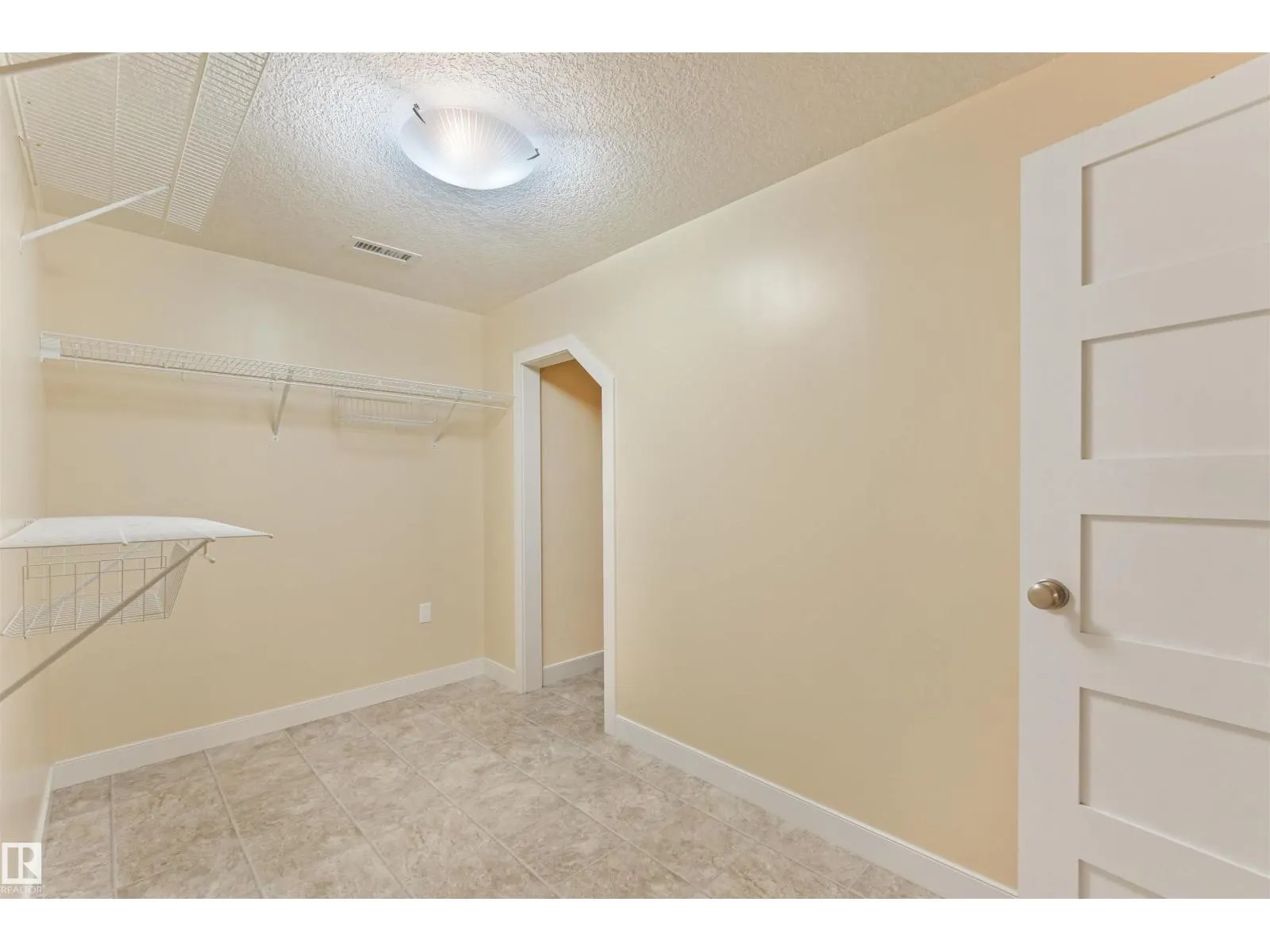 8212 148 ST NW NW