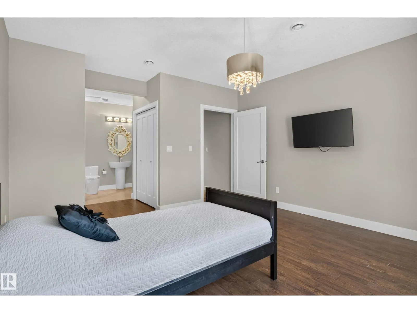 4204 TRIOMPHE PT