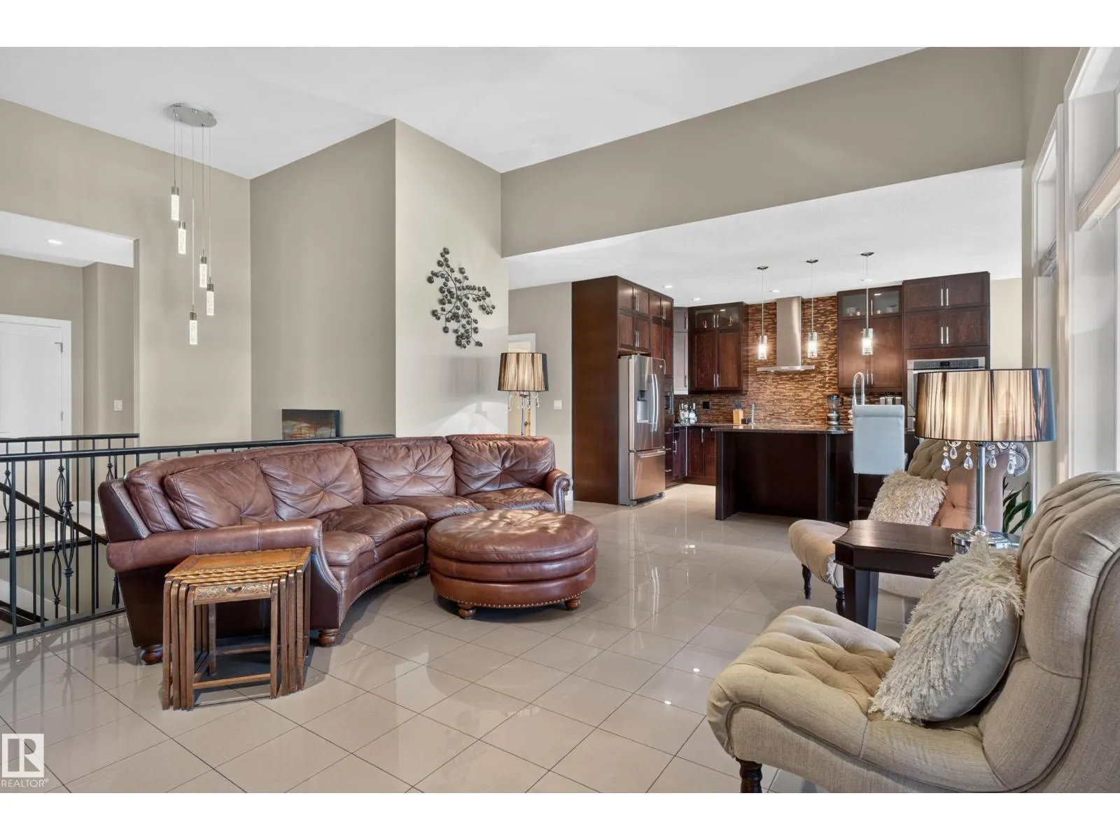 4204 TRIOMPHE PT