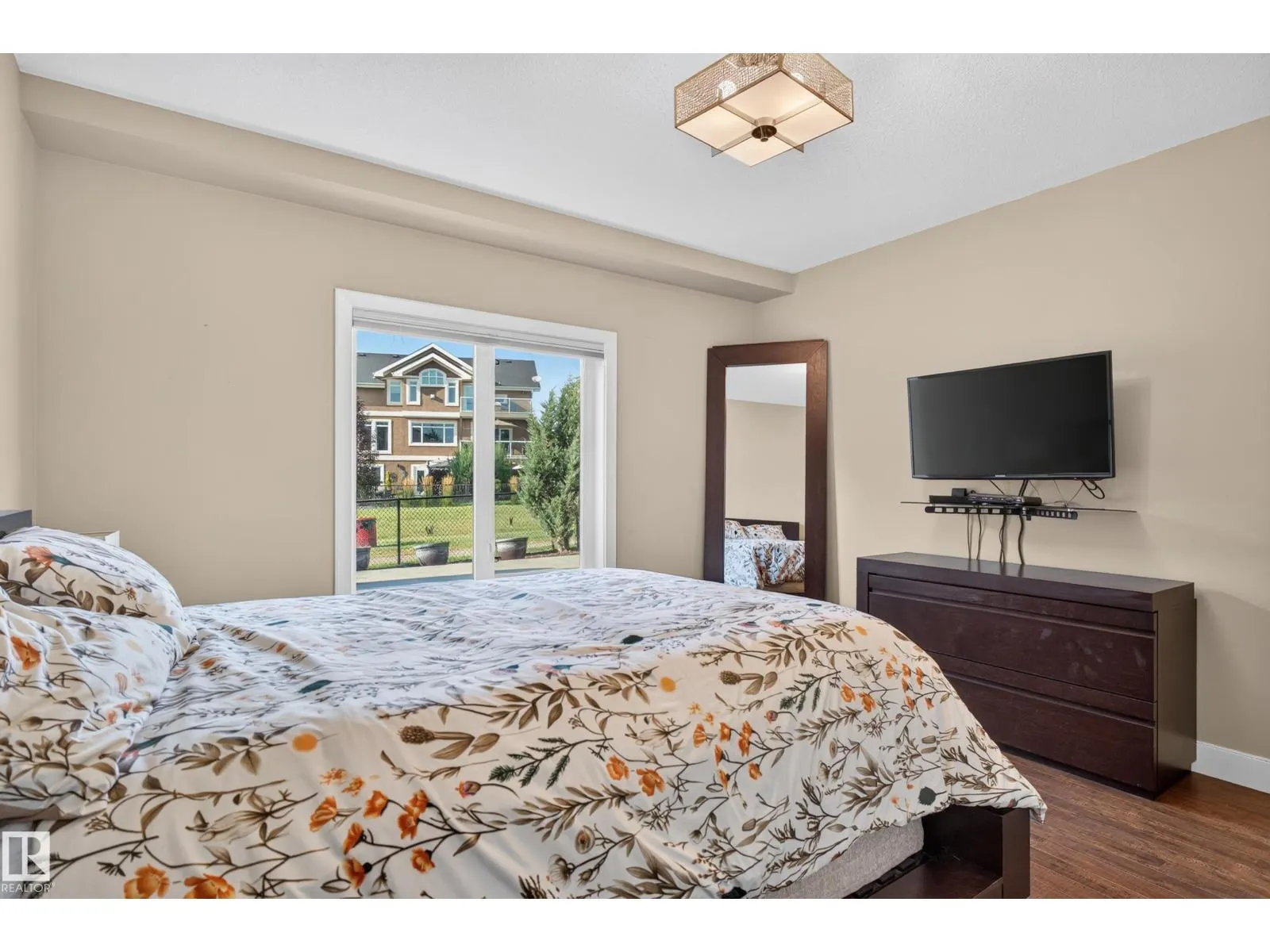 4204 TRIOMPHE PT