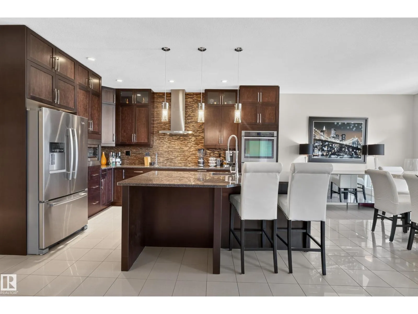 4204 TRIOMPHE PT