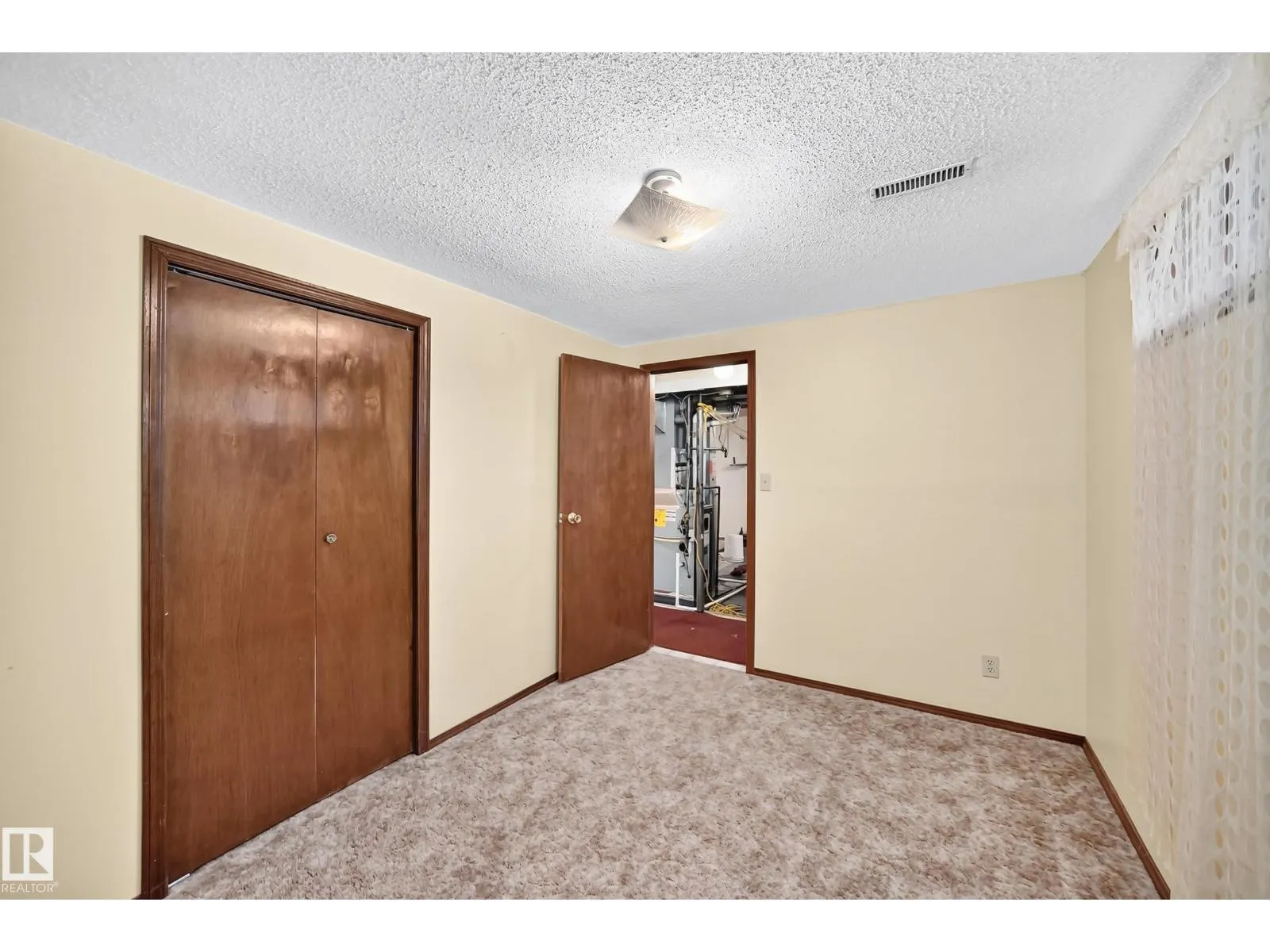 12424 46 ST NW NW