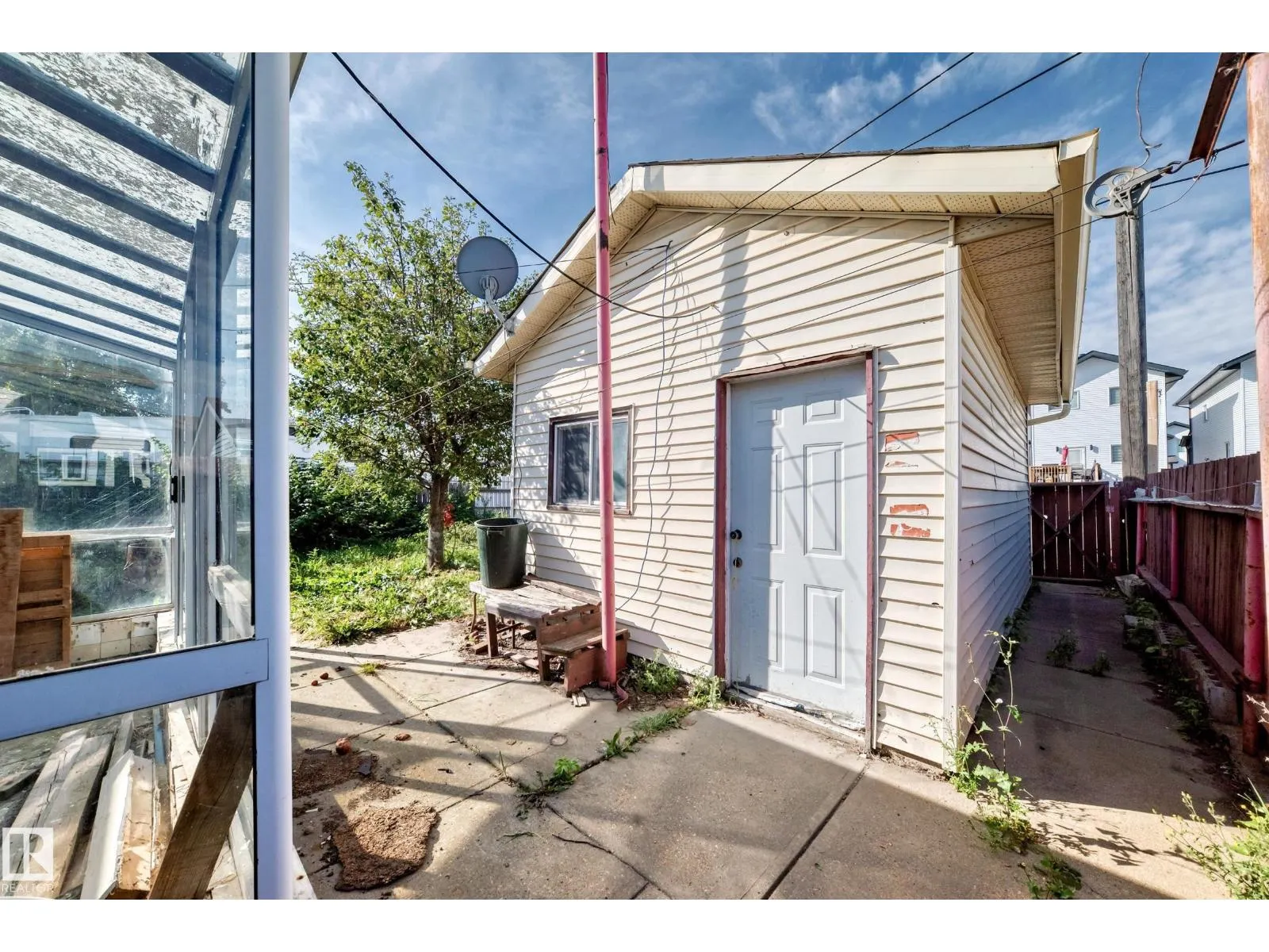 12424 46 ST NW NW