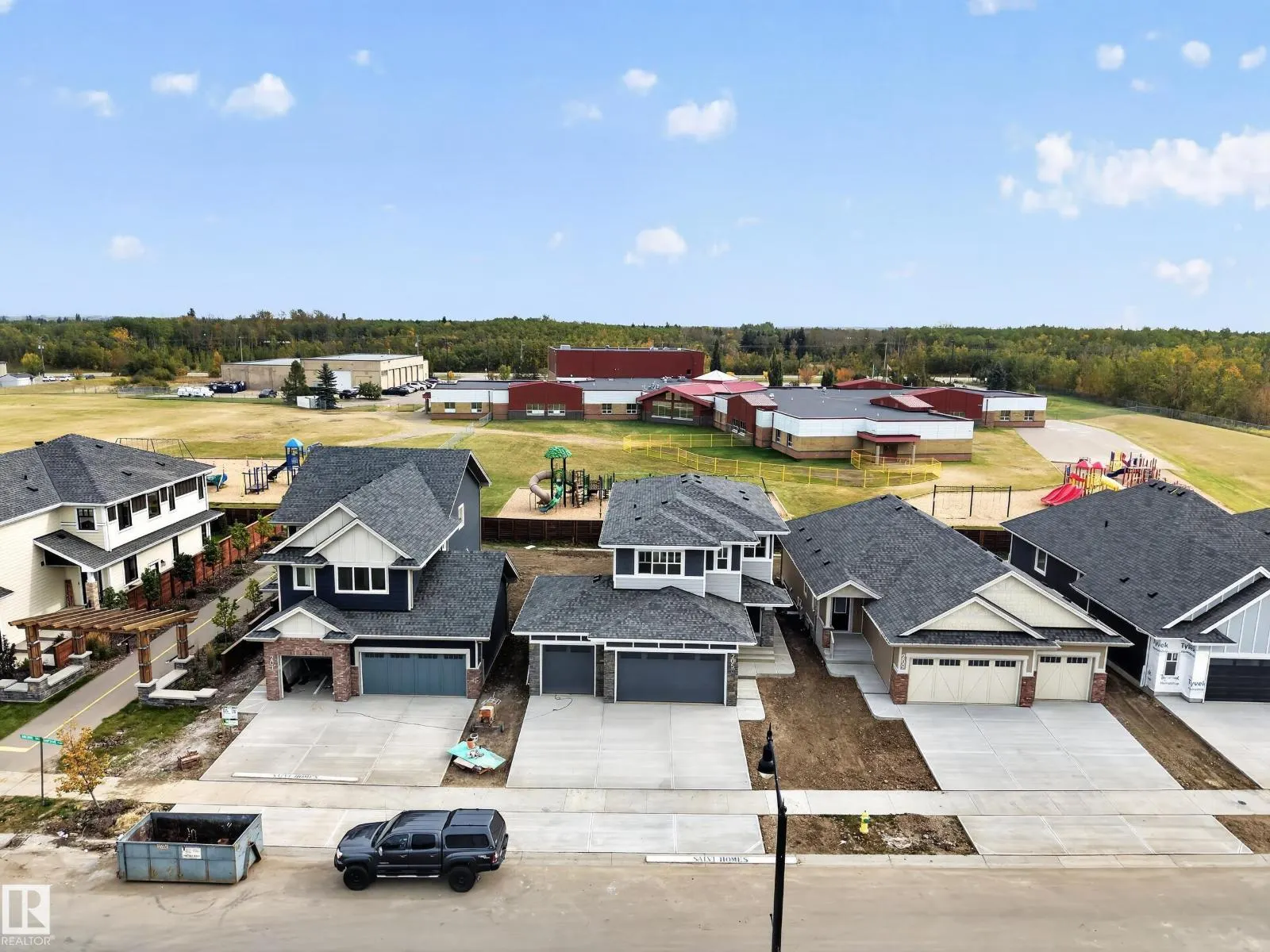 205 HAMPSHIRE PT