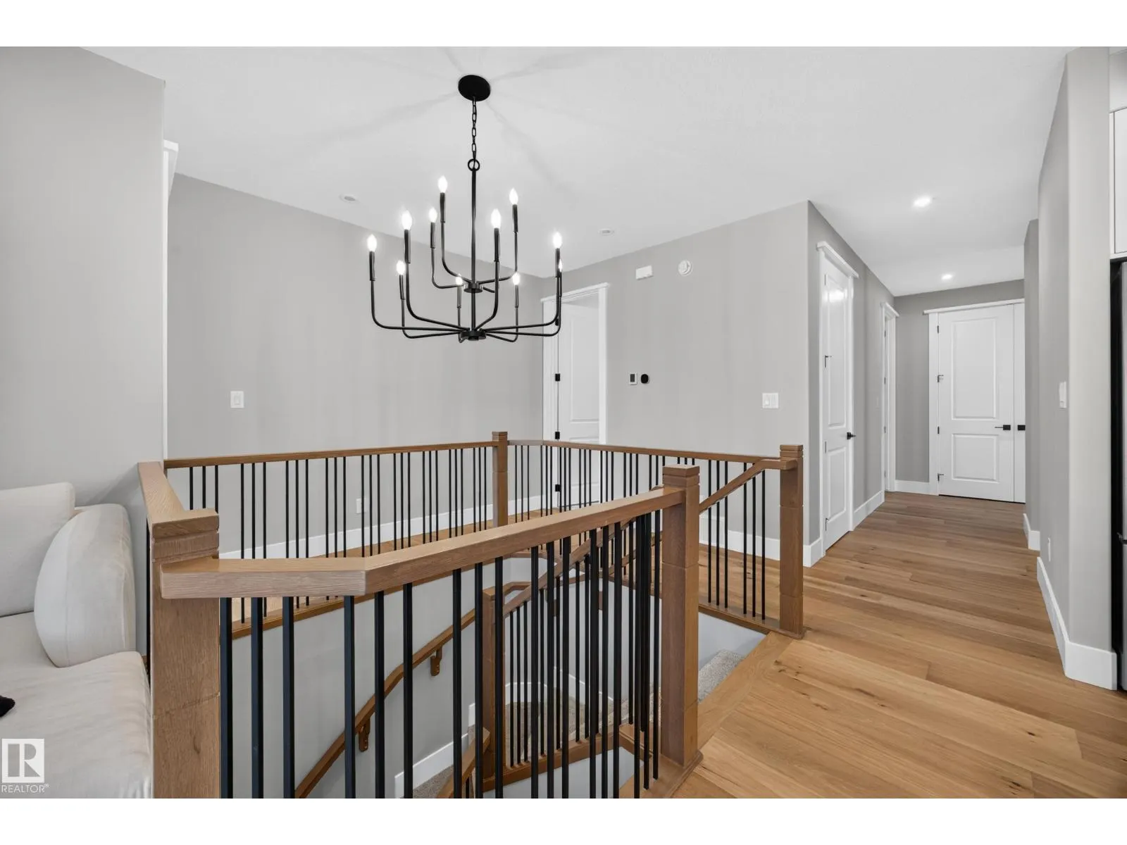 209 HAMPSHIRE PT