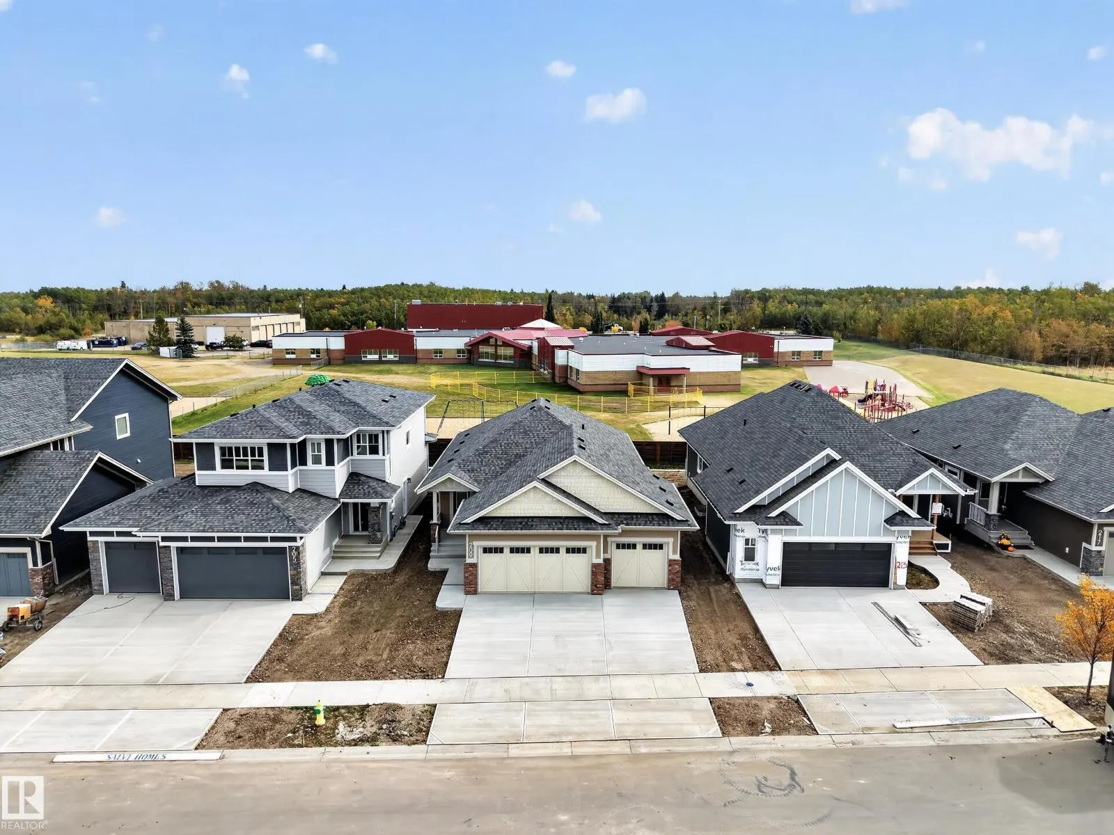 209 HAMPSHIRE PT