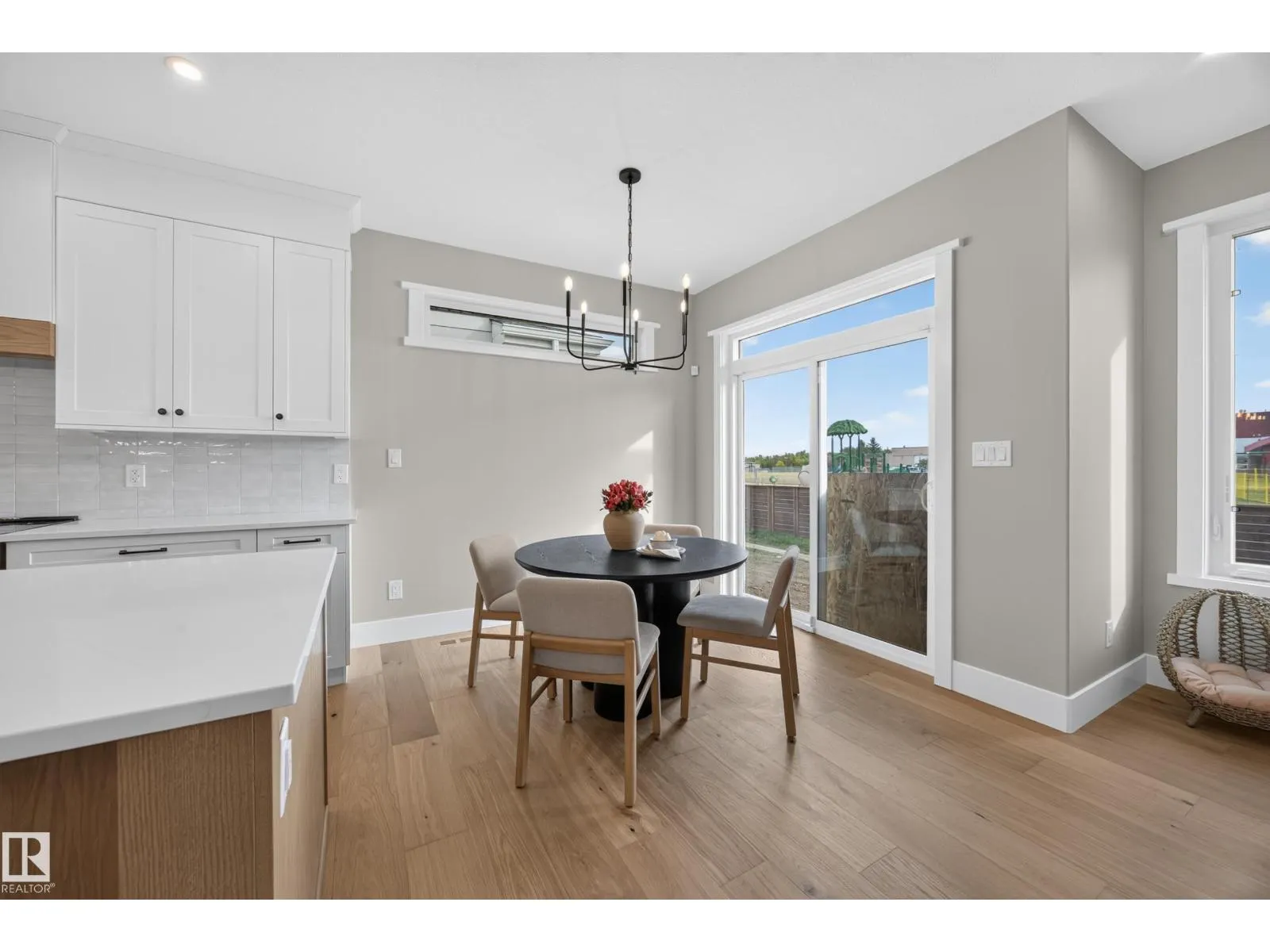 209 HAMPSHIRE PT