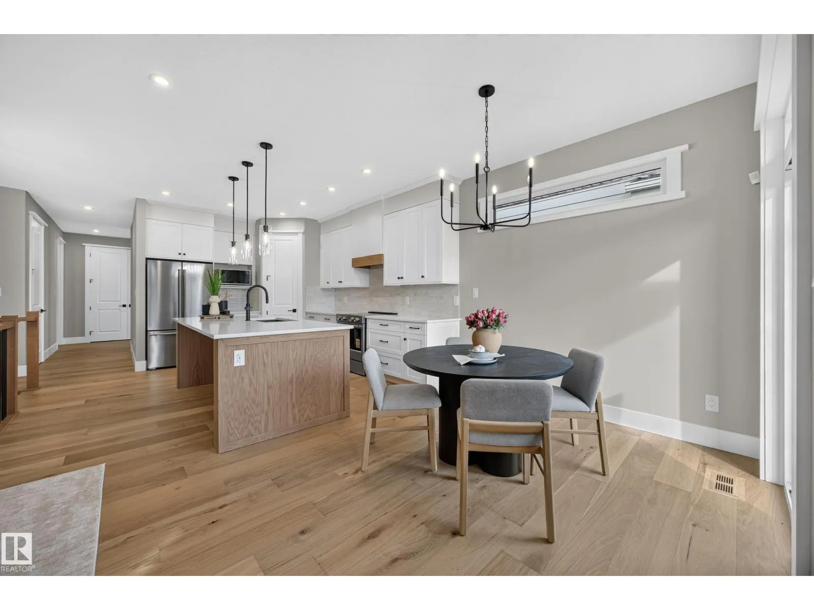 209 HAMPSHIRE PT