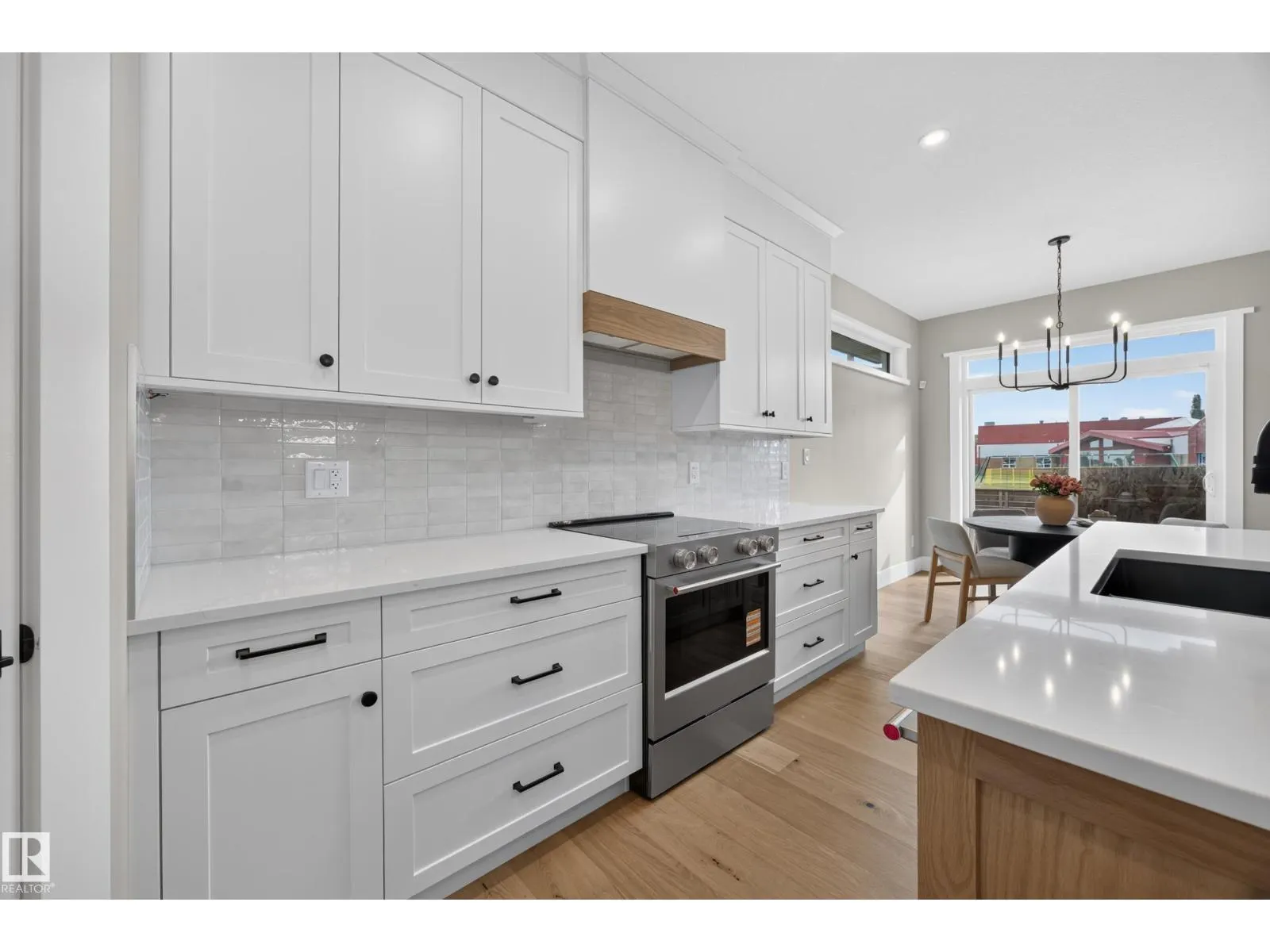 209 HAMPSHIRE PT