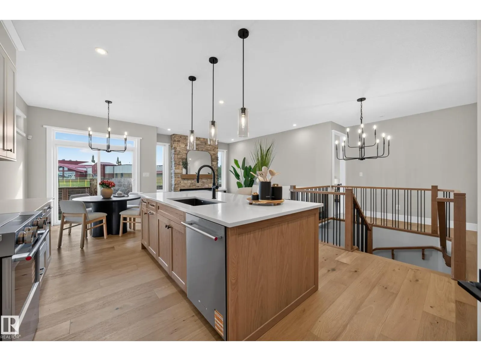 209 HAMPSHIRE PT