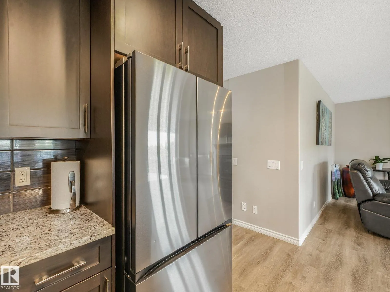 219 SILVERSTONE CR