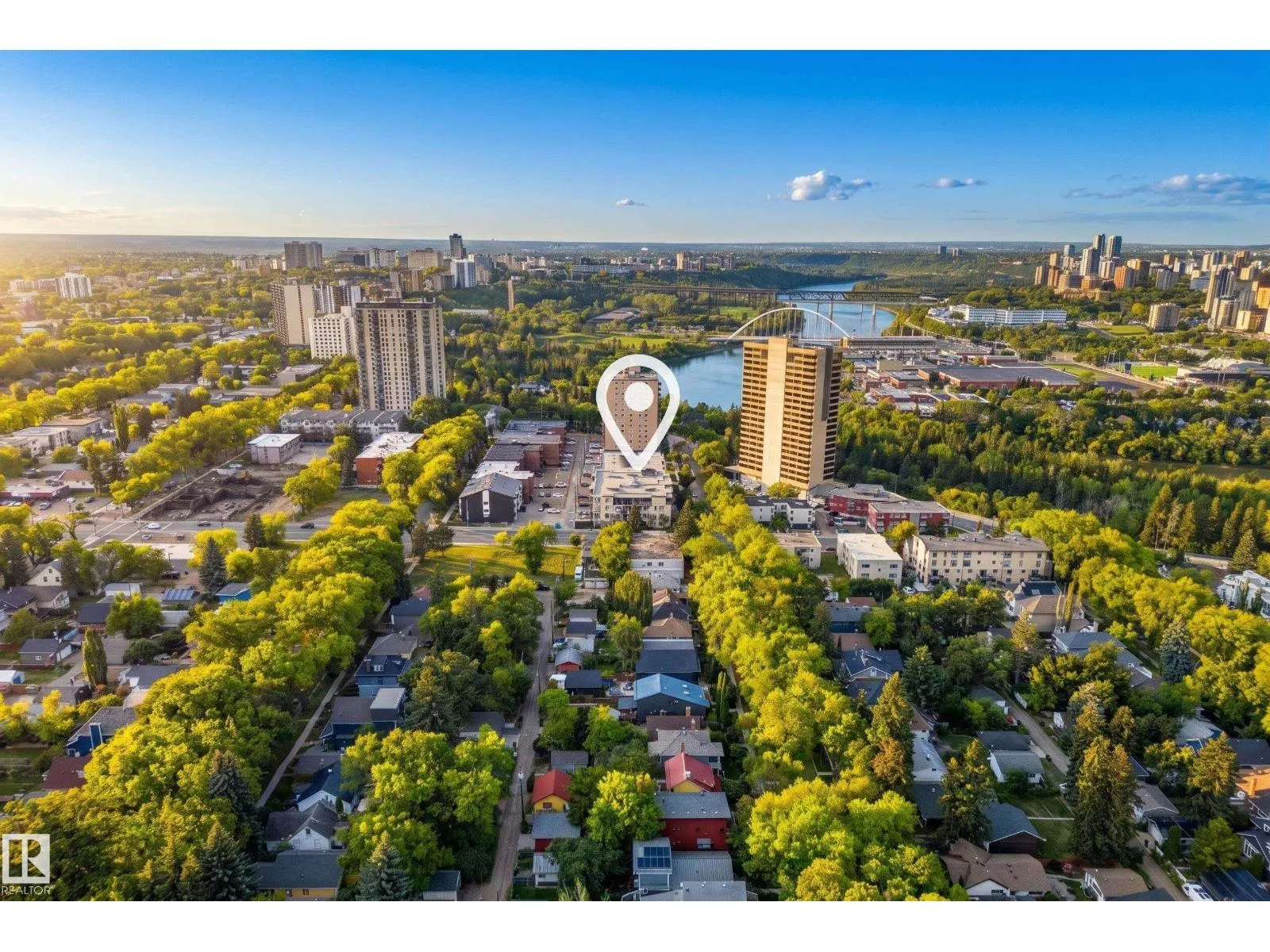 #408 9907 91 AV NW