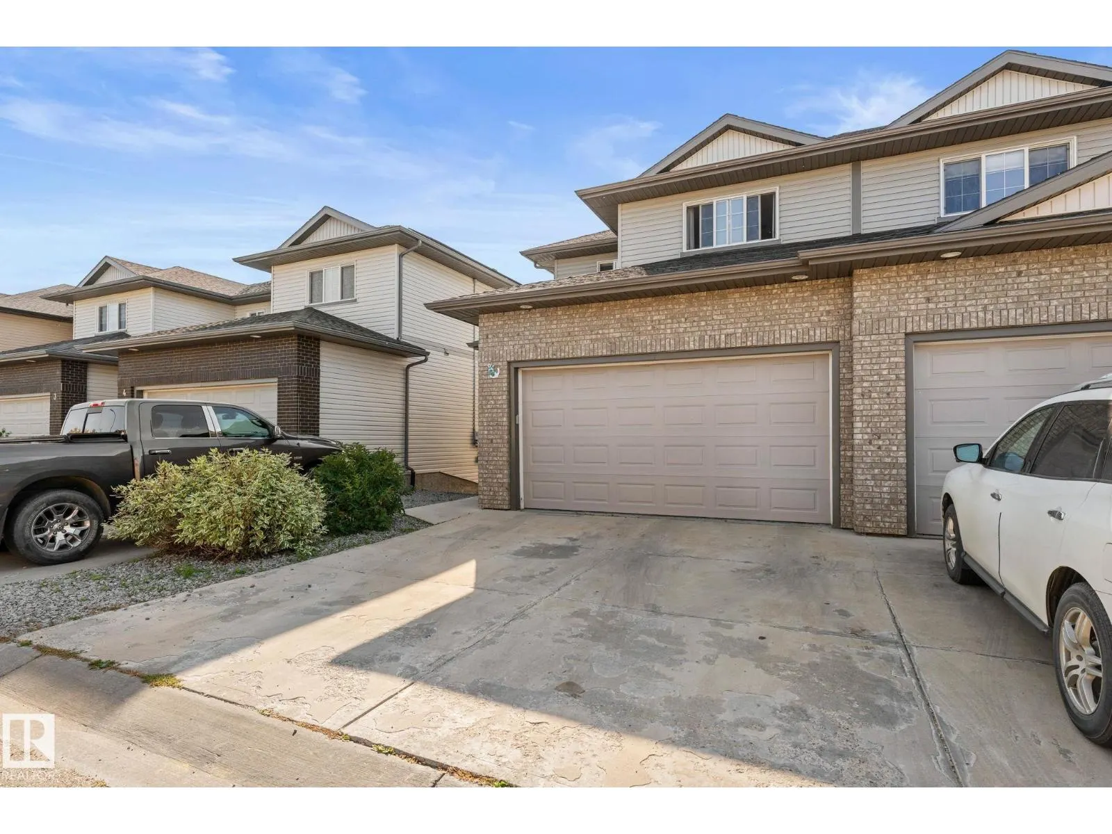 #5 4900 62 ST
