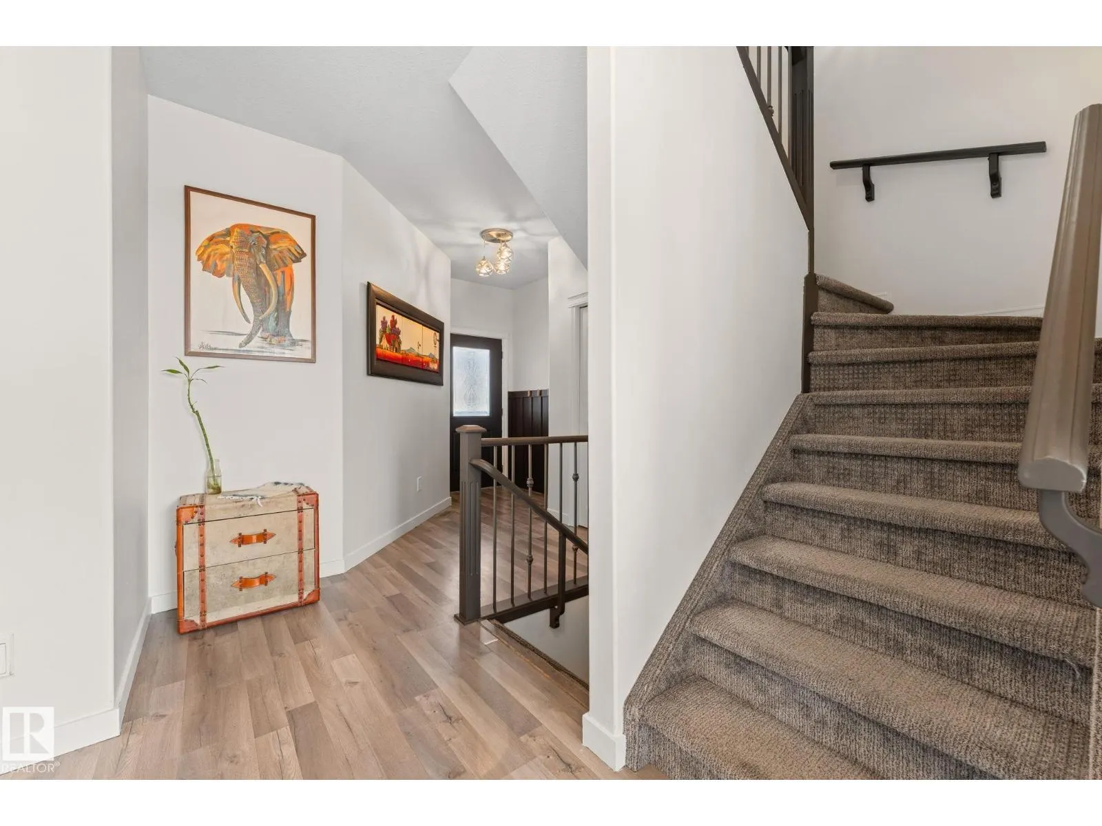 #5 4900 62 ST