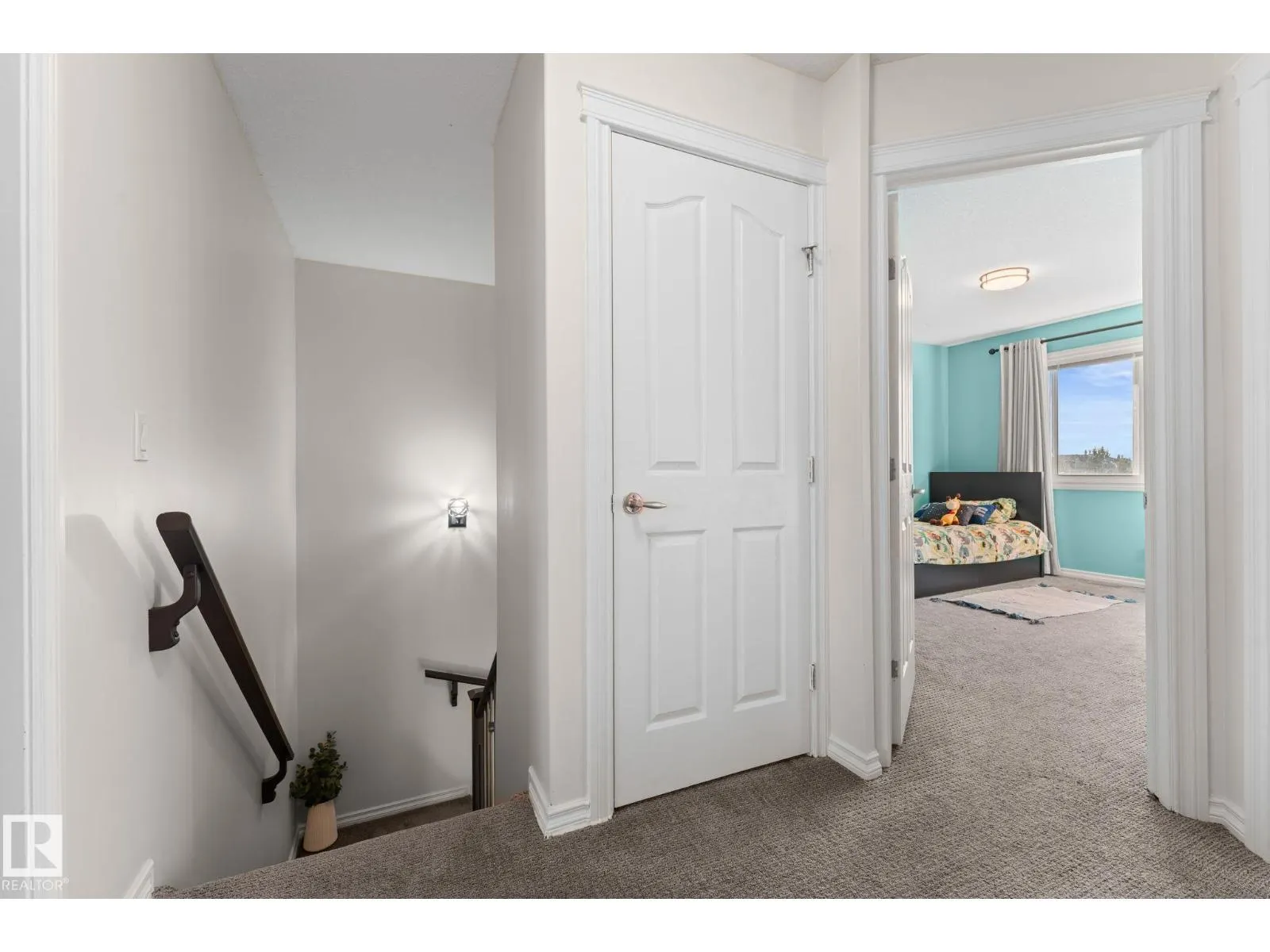 #5 4900 62 ST