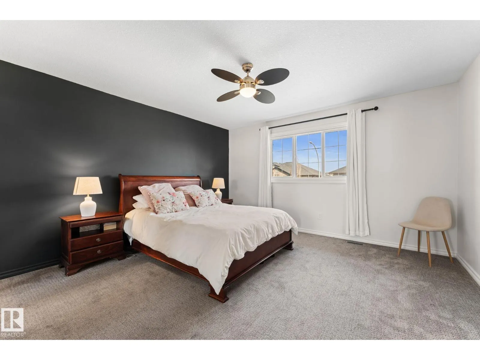 #5 4900 62 ST