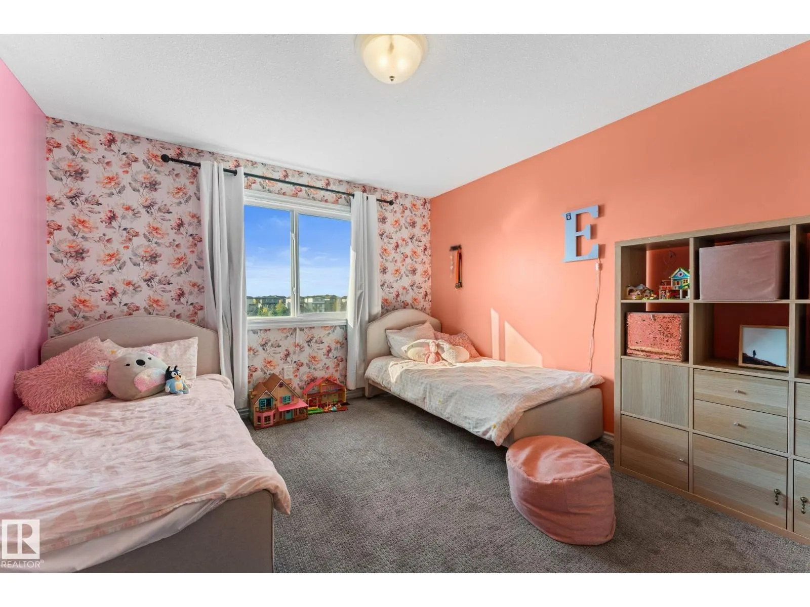 #5 4900 62 ST