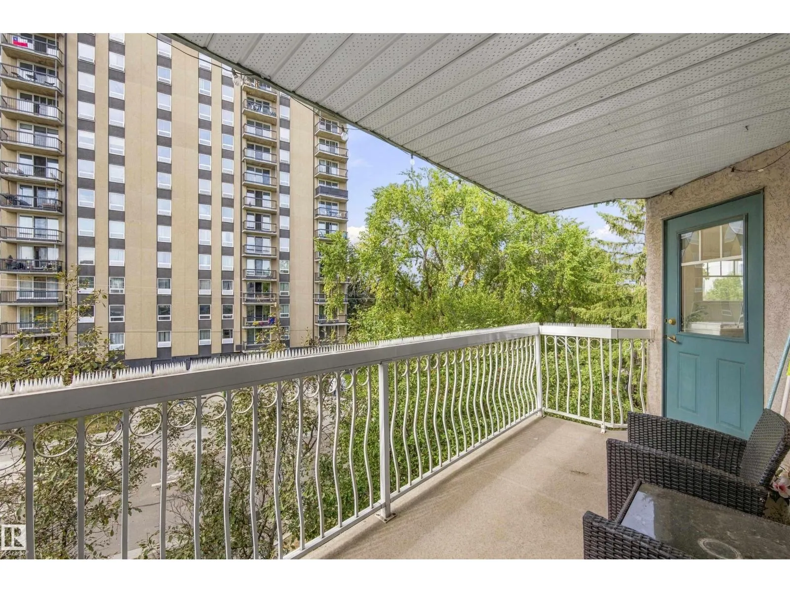 #309 8909 100 ST NW