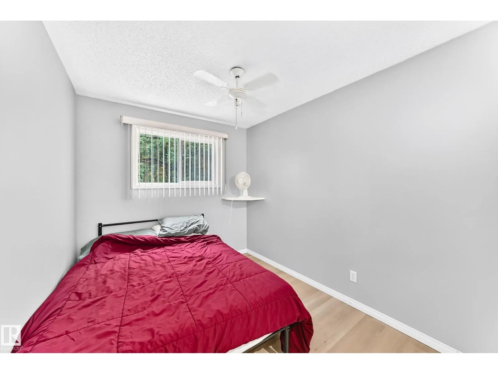 44 HABITAT CR NW