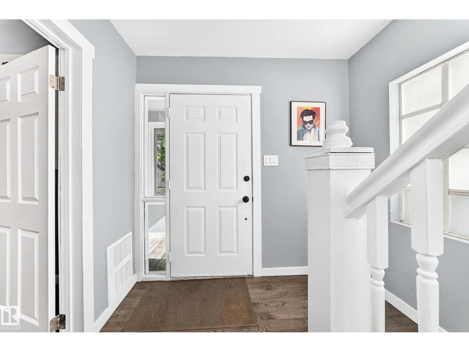 11908 77 ST NW