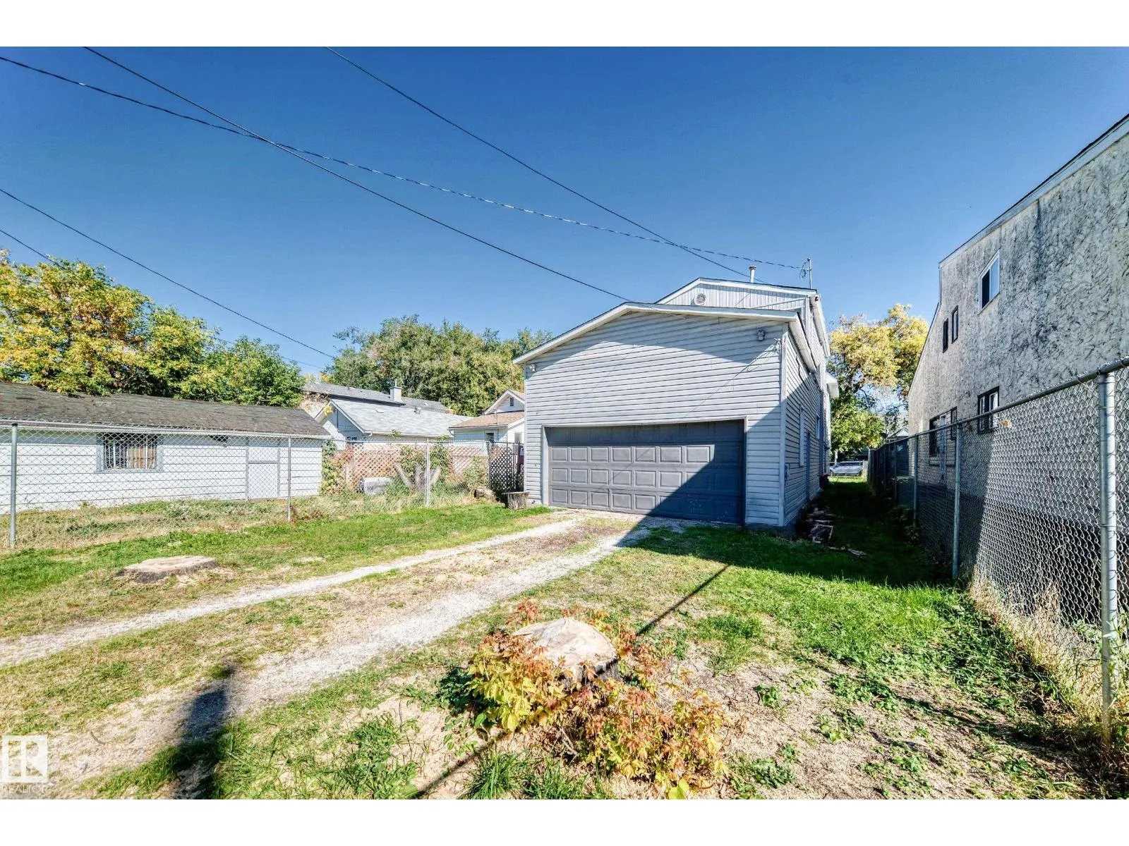 11908 77 ST NW