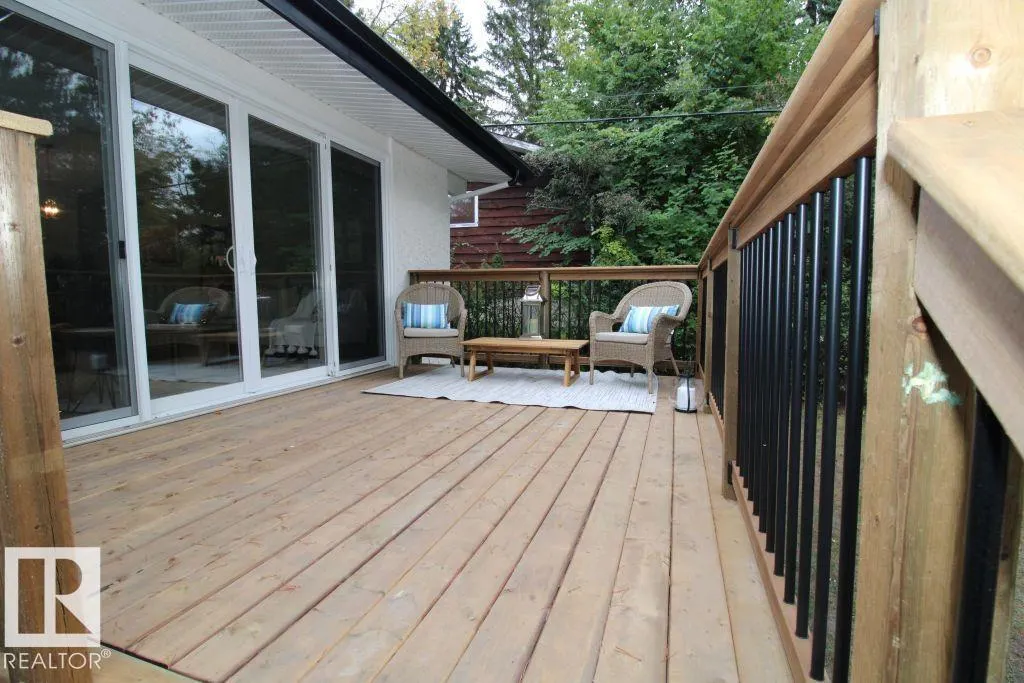 1 Greenwich CR