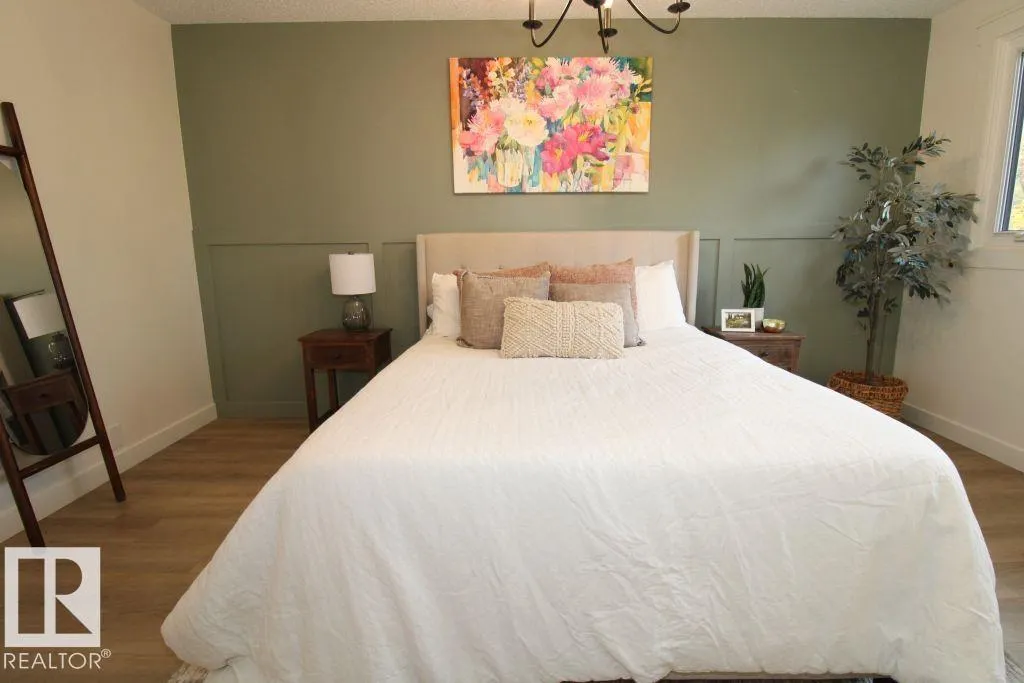 1 Greenwich CR