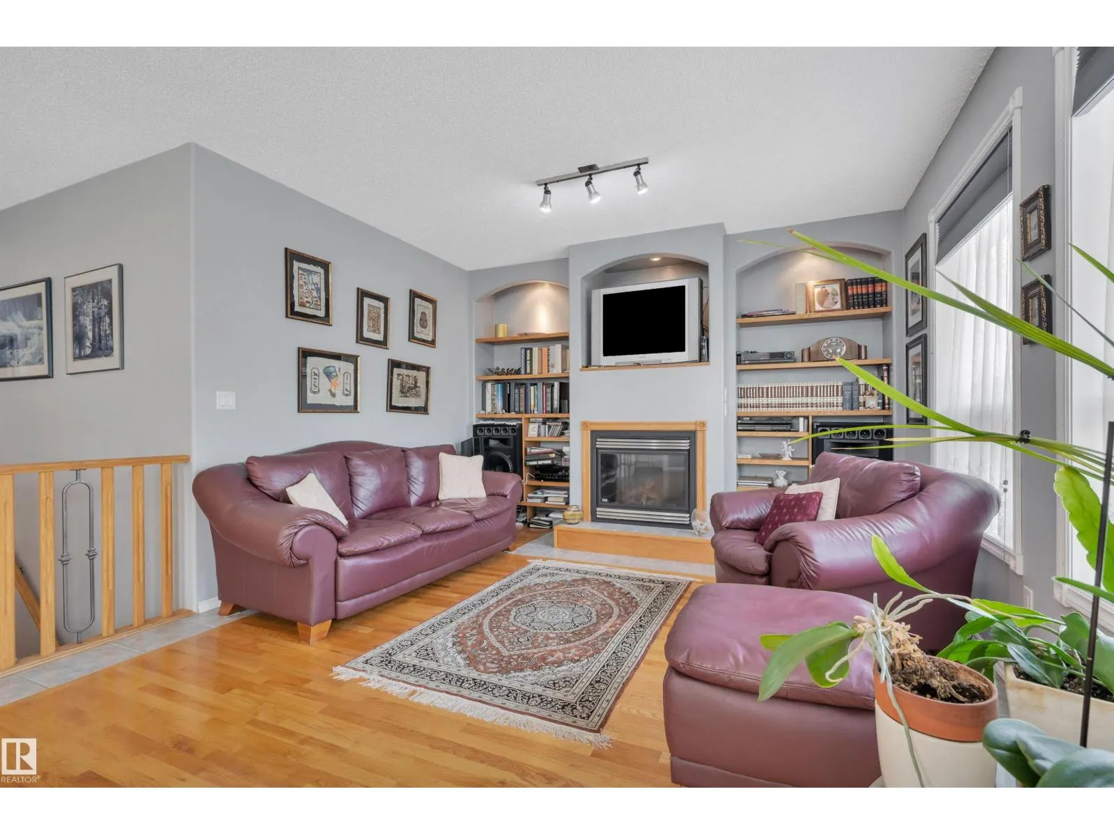 14932 136 ST NW