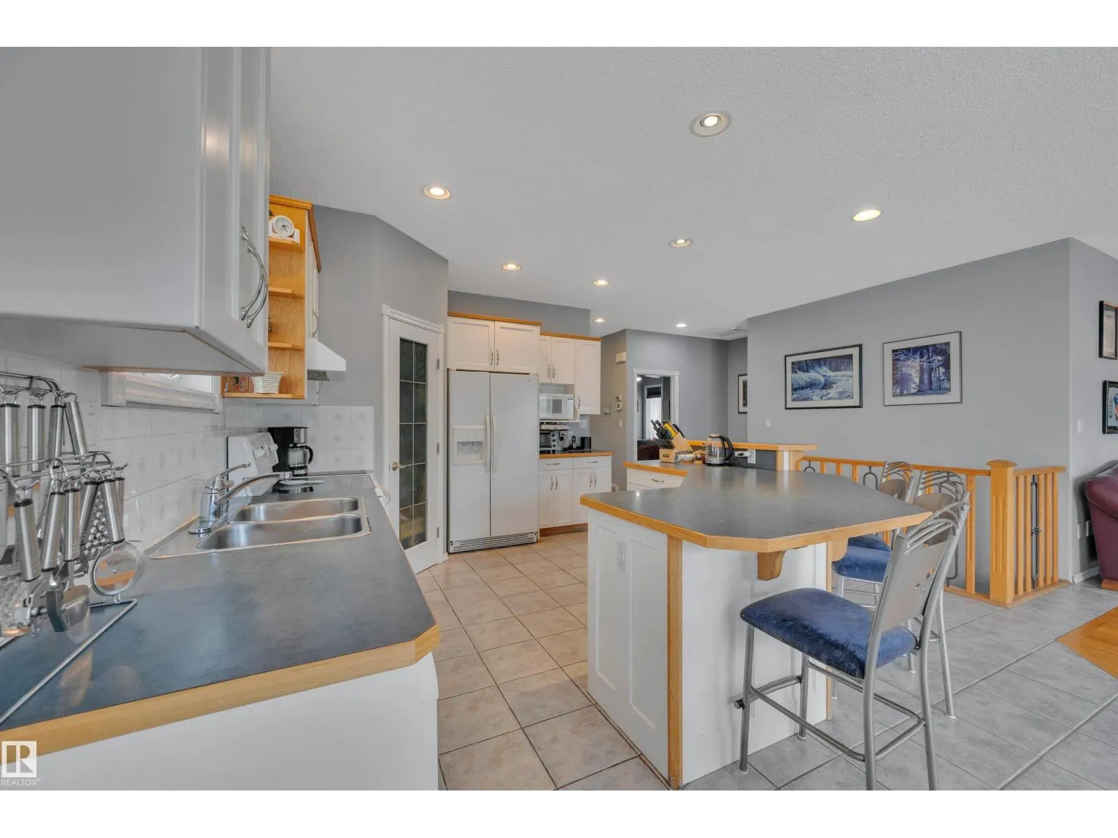 14932 136 ST NW