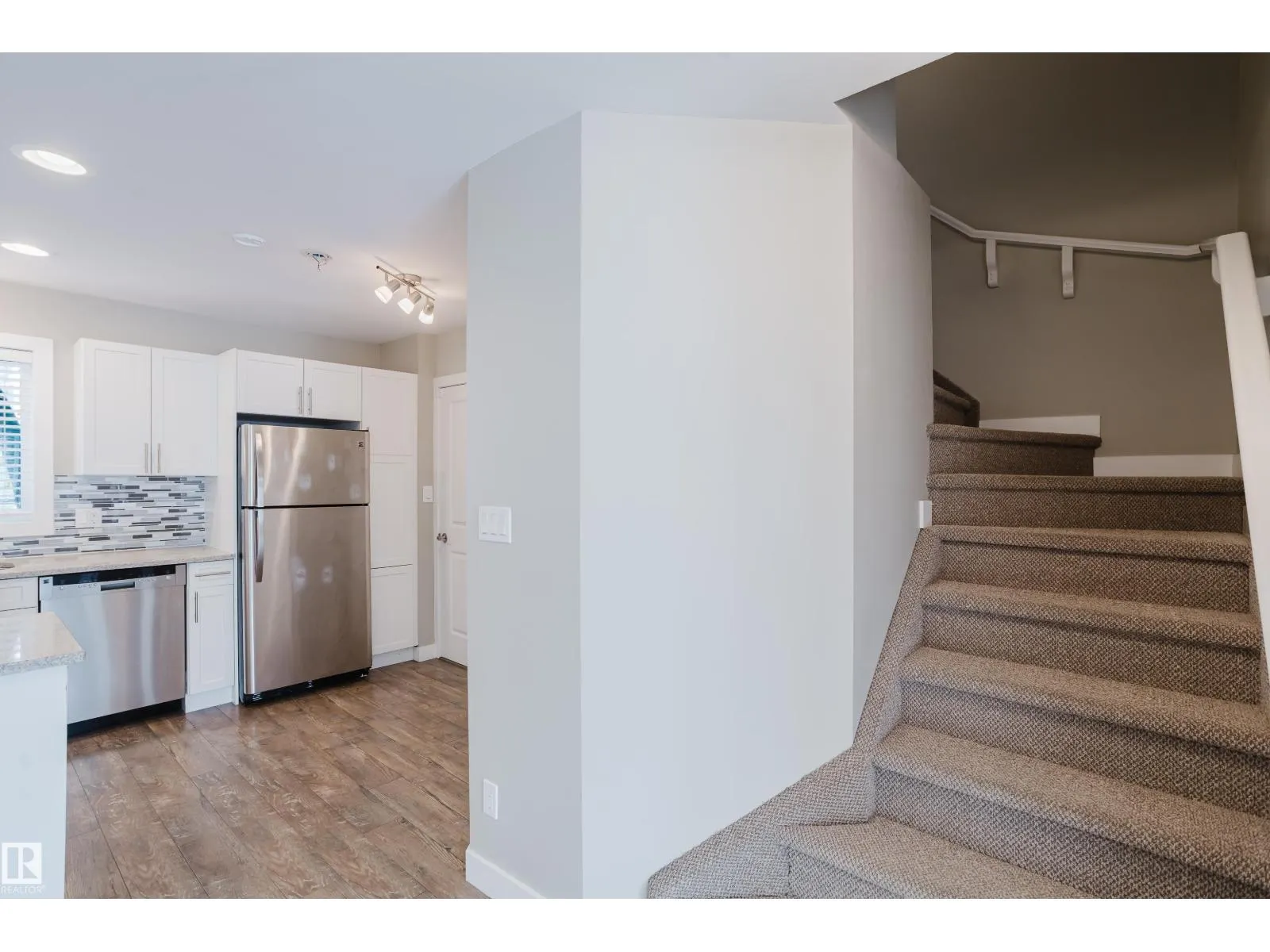 12504-12510 119 AV NW